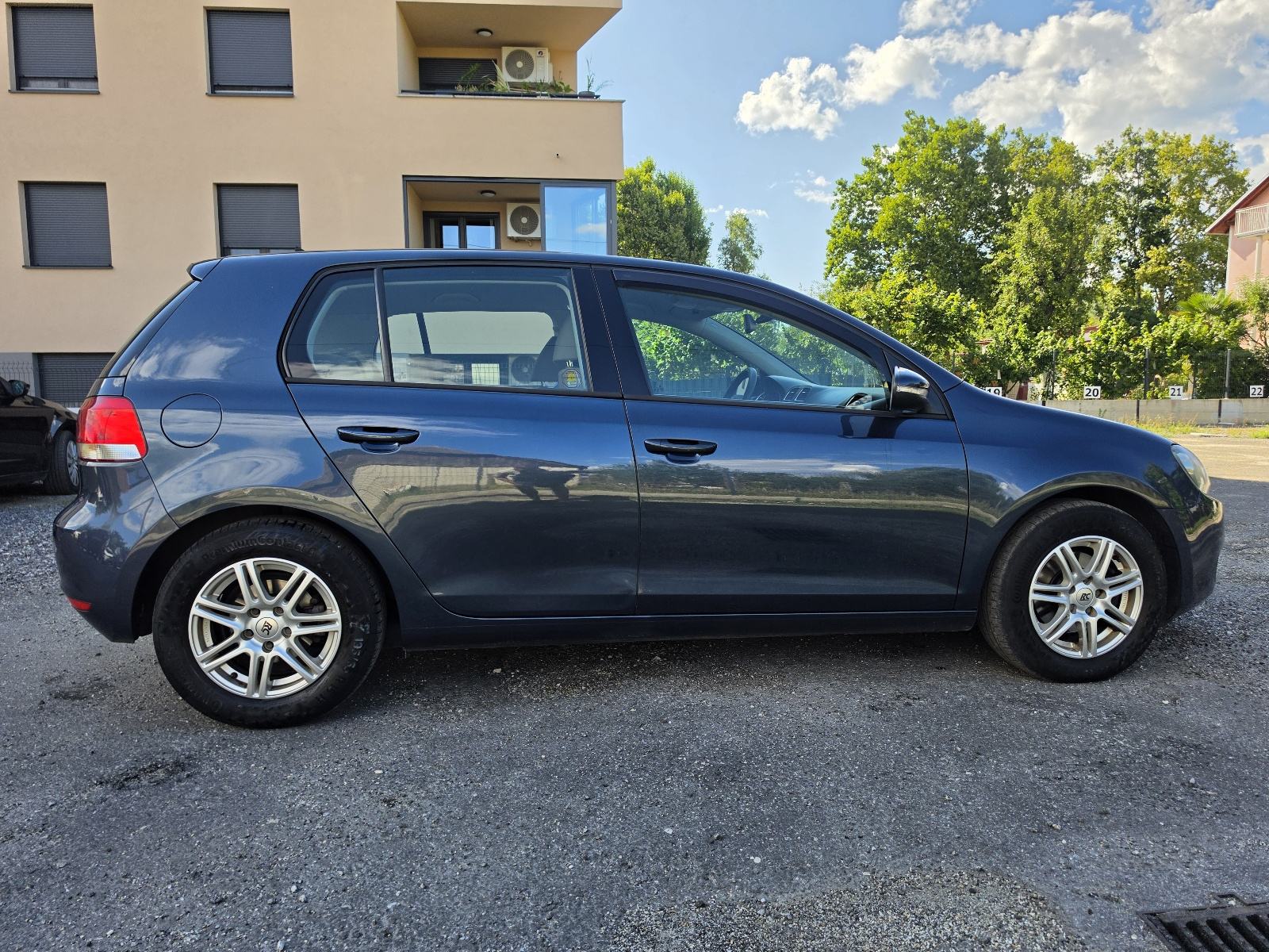 VW Golf 6 1,6 TDI odličan, fotografija 6