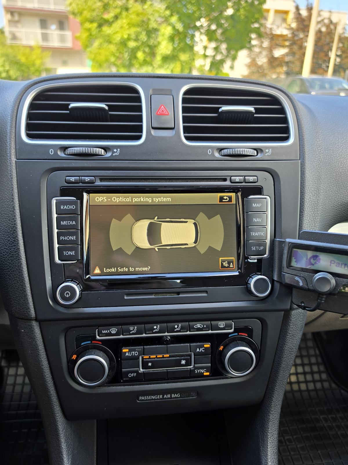 VW Golf 6 1,6 TDI odličan, fotografija 15