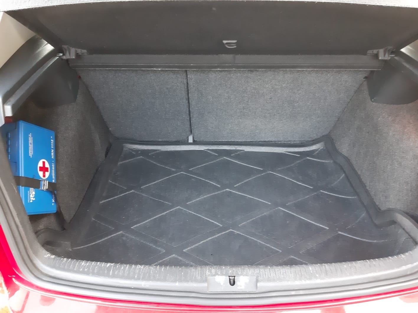 Volkswagen Golf VI 1.6 TDI Olympic, fotografija 7