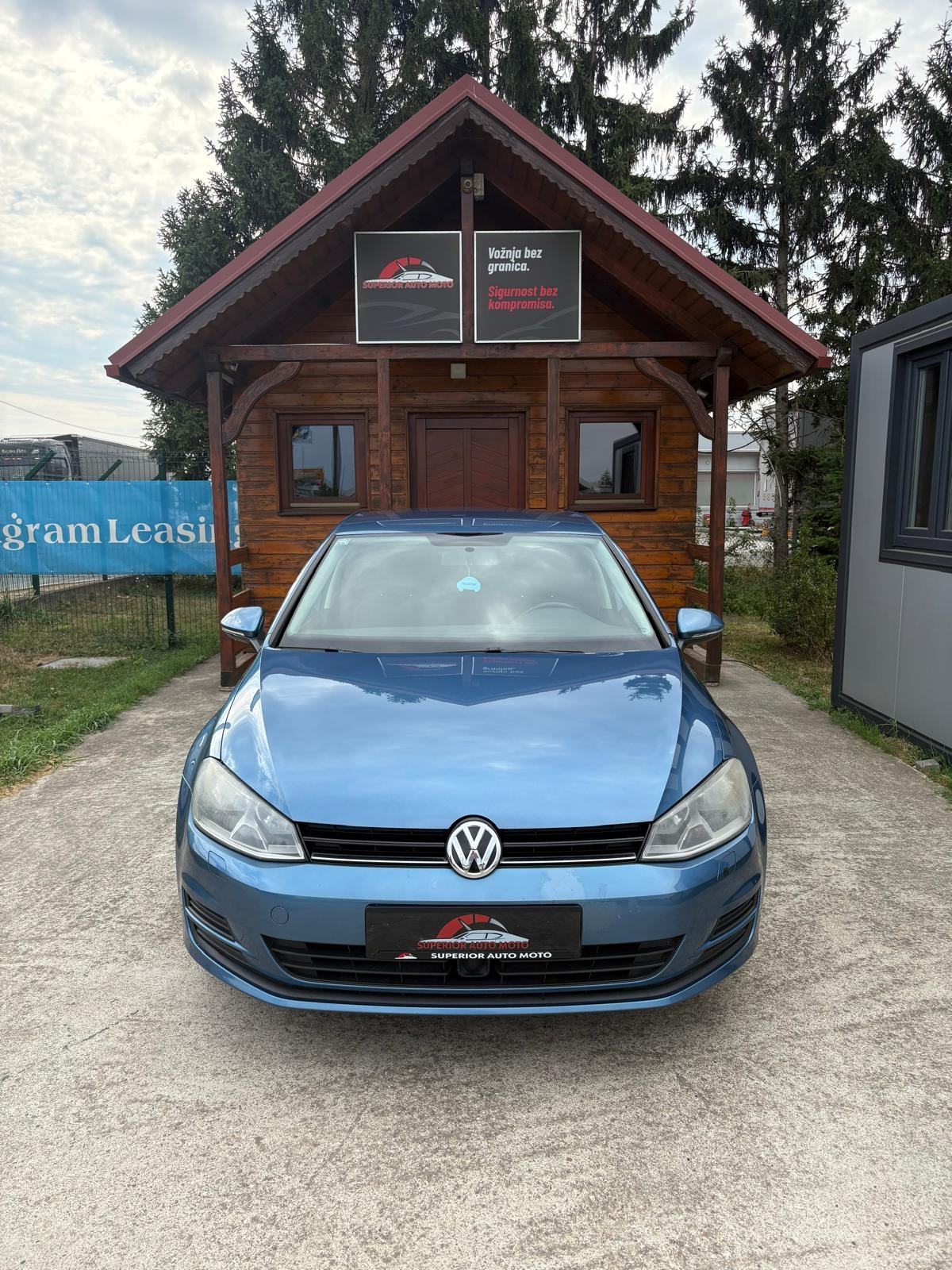 VW Golf 7 1,6 TDI registriran,set zimskih guma, webasto
