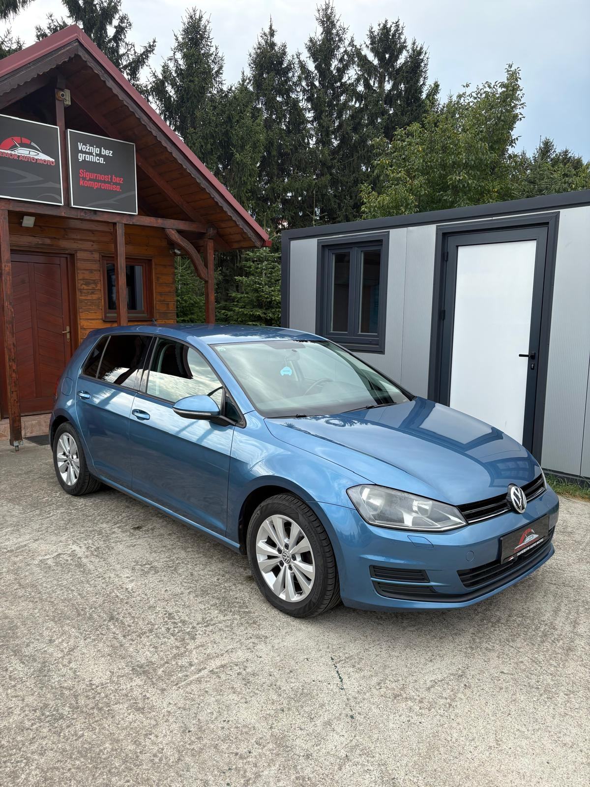 VW Golf 7 1,6 TDI registriran,set zimskih guma, webasto, fotografija 3