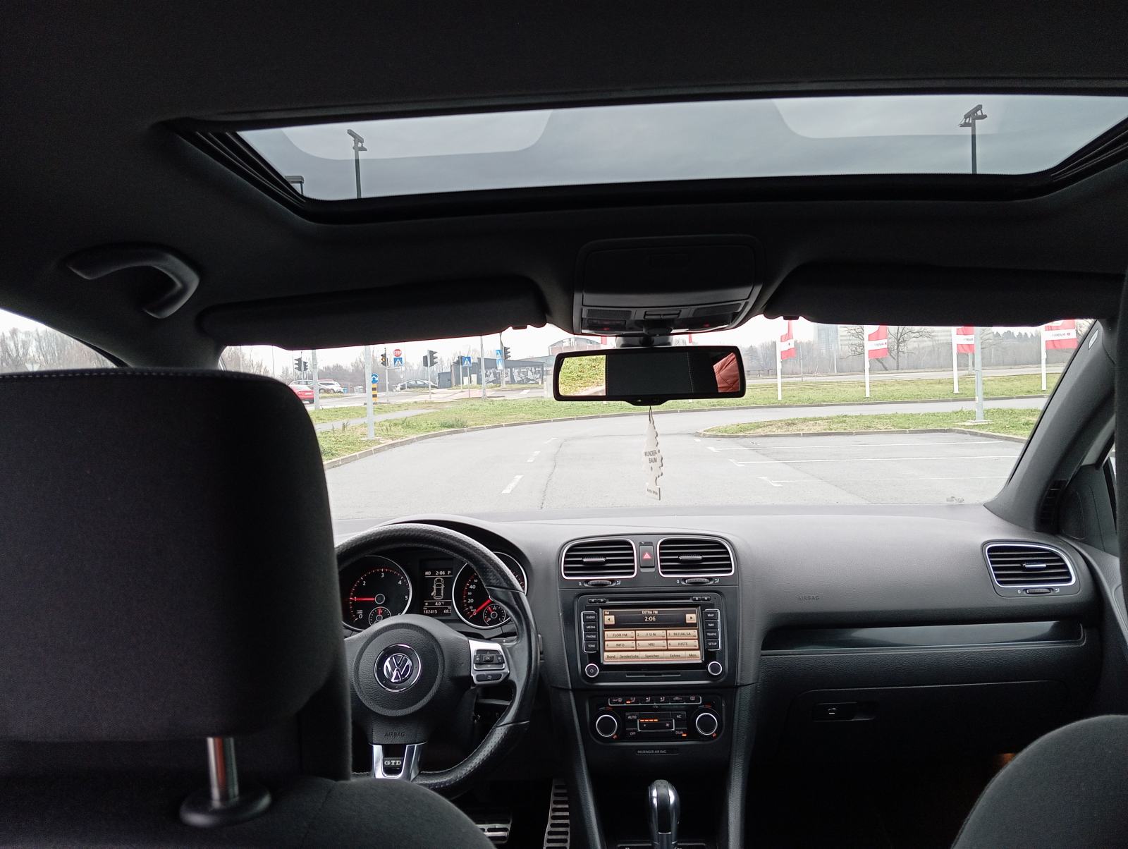 VW Golf 6 2,0 GTD automatik 170 KS FULL oprema stanje novo!!!, fotografija 7