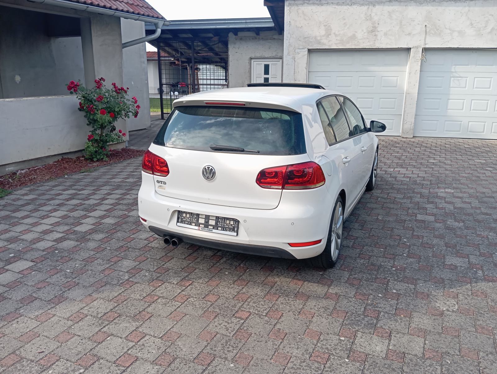 VW Golf 6 2,0 GTD automatik 170 KS FULL oprema stanje novo!!!, fotografija 9