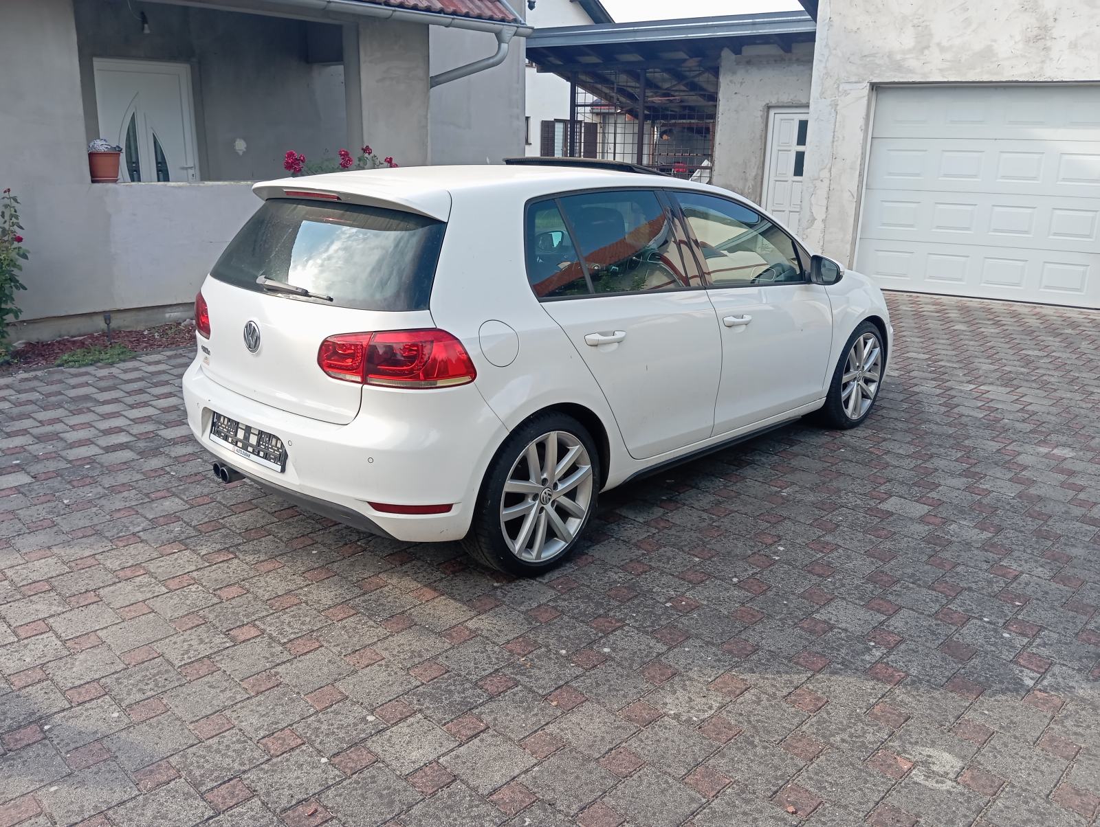 VW Golf 6 2,0 GTD automatik 170 KS FULL oprema stanje novo!!!, fotografija 10
