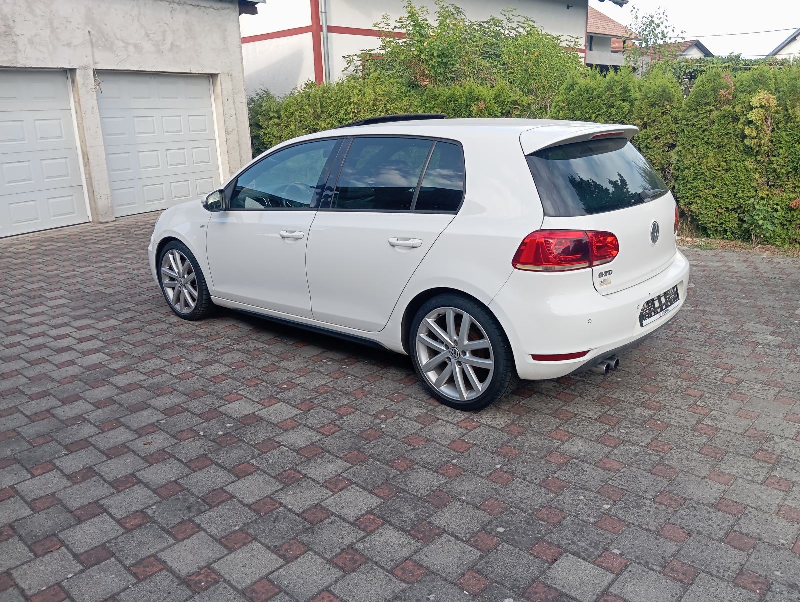 VW Golf 6 2,0 GTD automatik 170 KS FULL oprema stanje novo!!!, fotografija 12