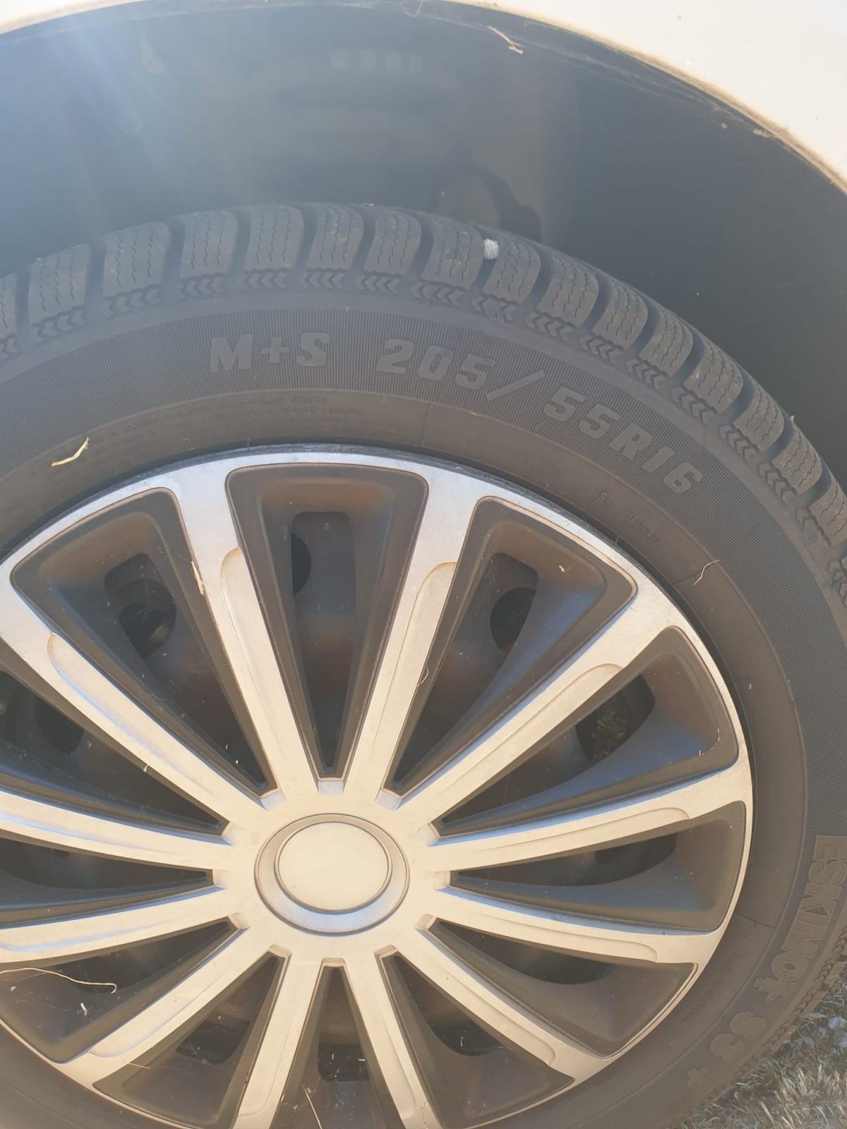 VW Golf 6 Variant 1,6 TDI; 4.300 € !!, 2012., 2 seta guma, senzori, fotografija 12