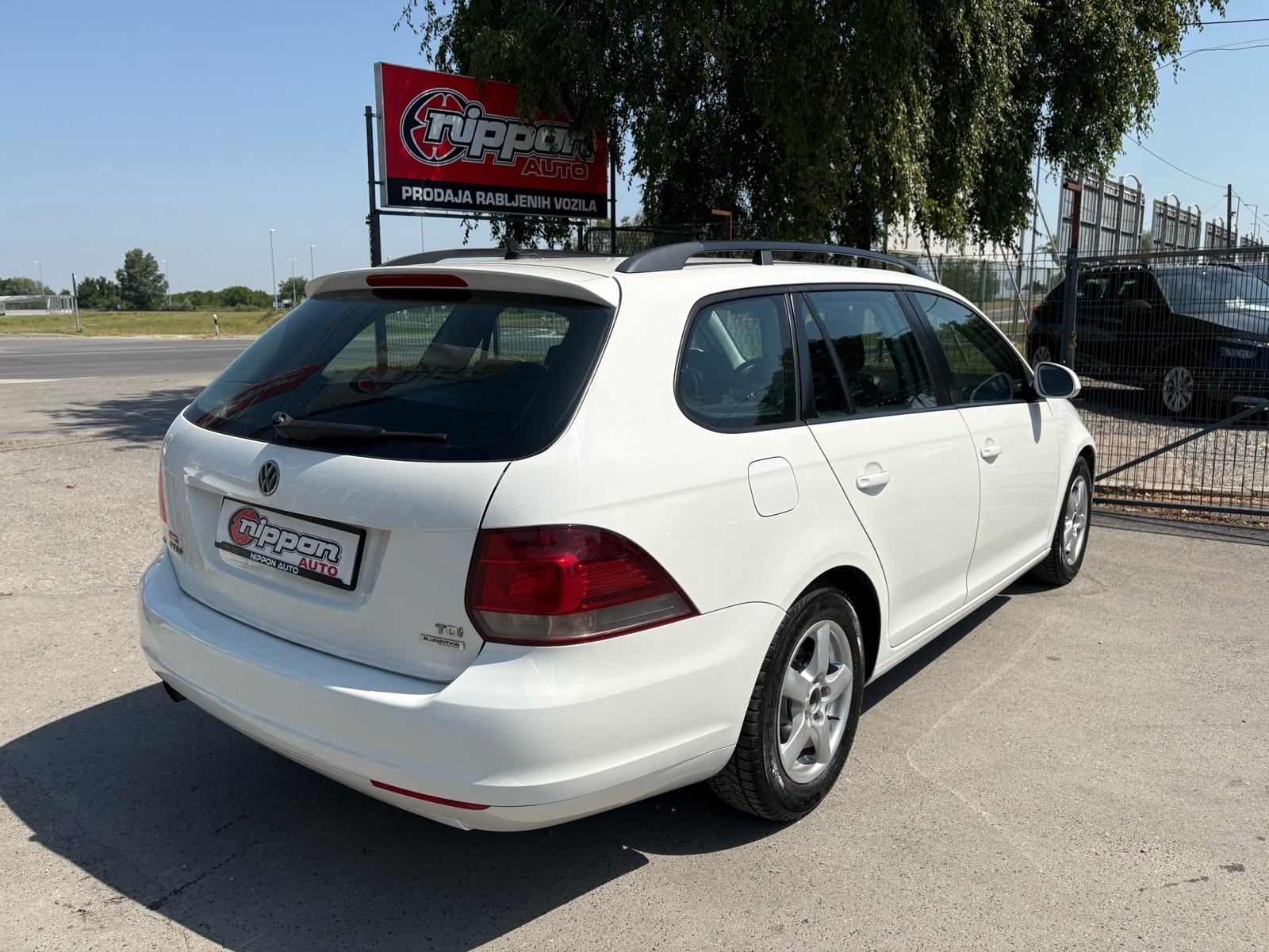 VW Golf 6 Variant 1,6 TDI REG:01/2027 - KLIMA - AUTOKREDIT, fotografija 6