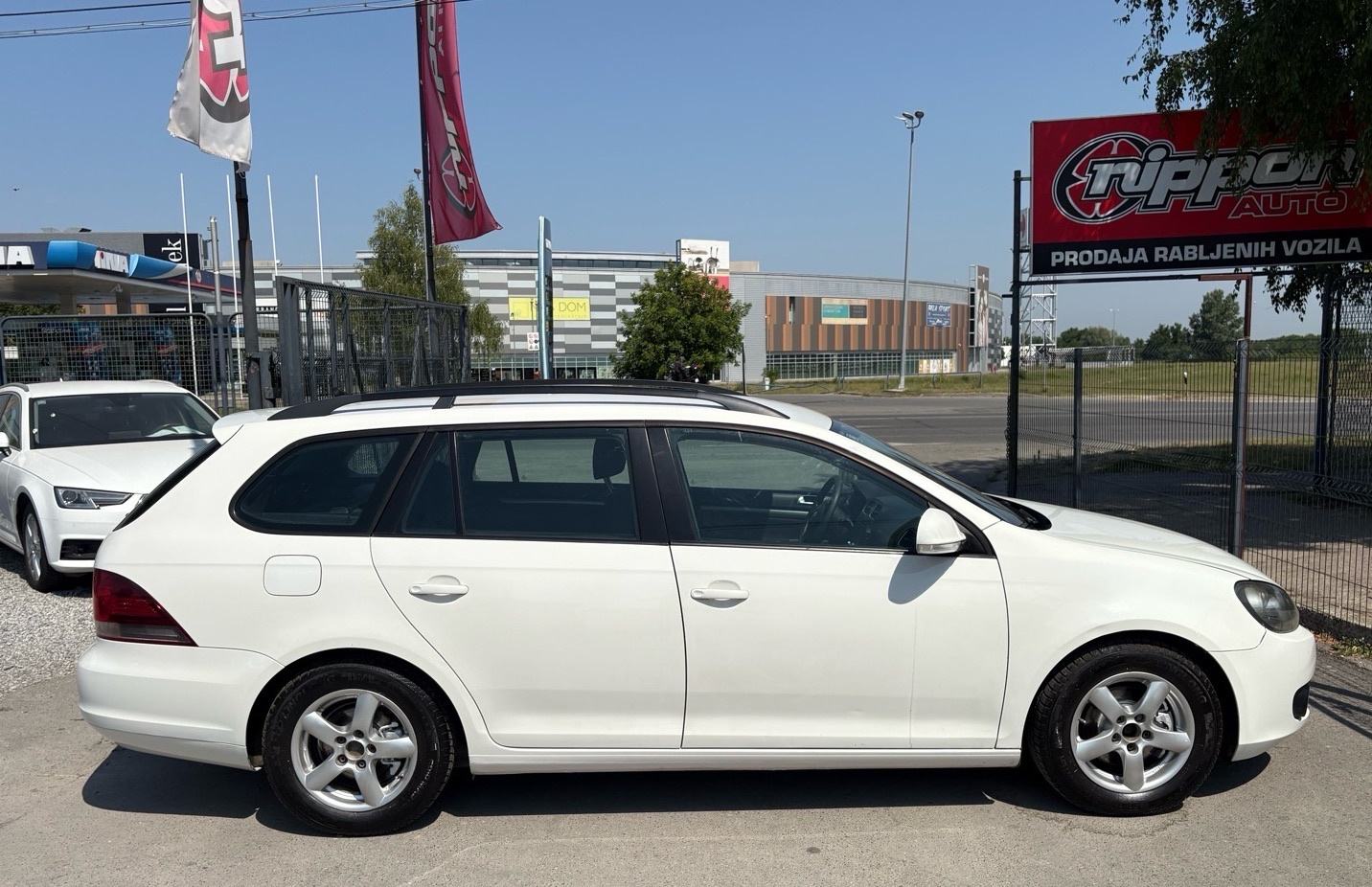 VW Golf 6 Variant 1,6 TDI REG:01/2027 - KLIMA - AUTOKREDIT, fotografija 7