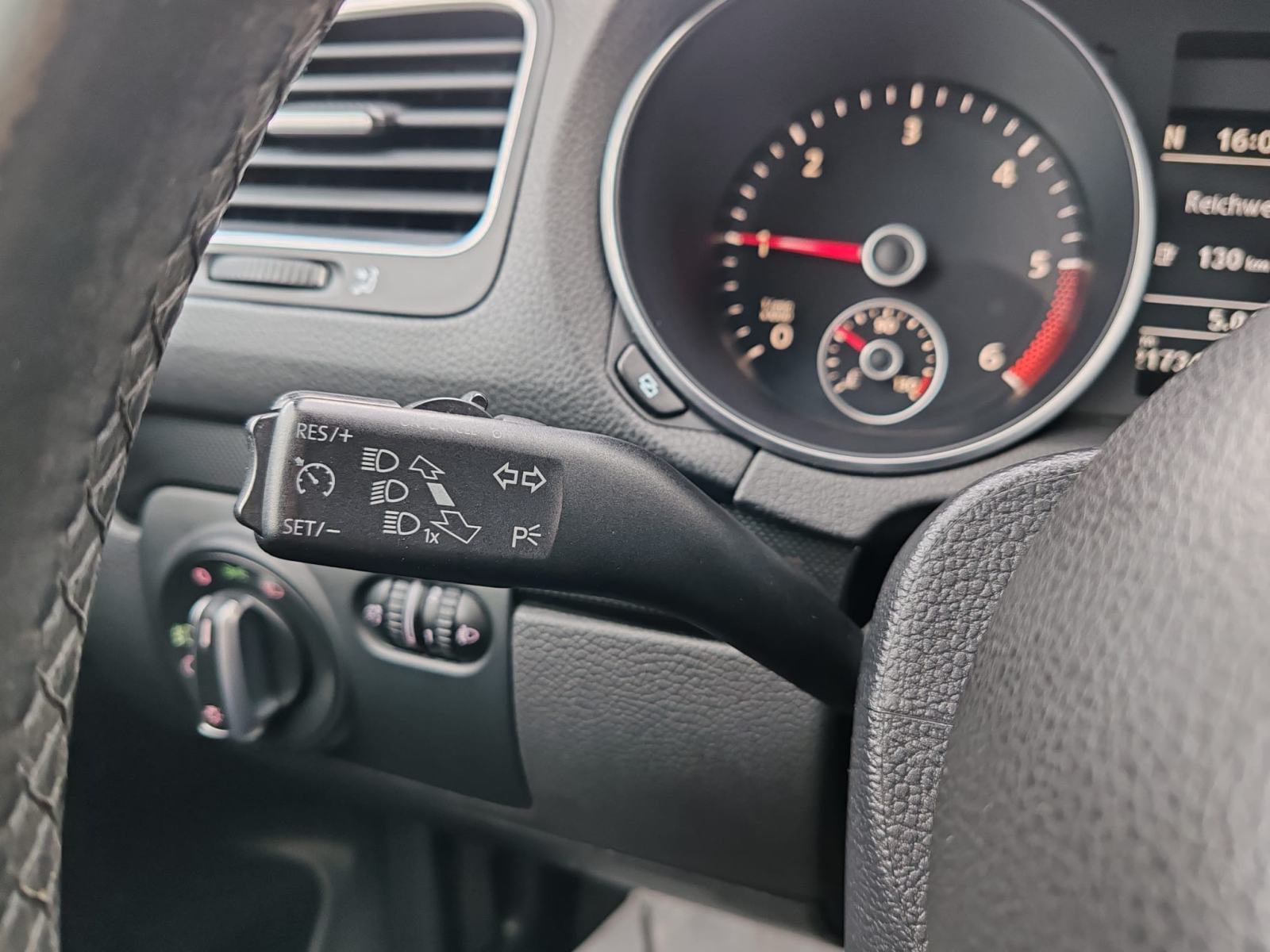 VW Golf 6 Variant 2,0 TDI, 2011g. 217000 km, KARTICE 24/36 RATA, fotografija 16