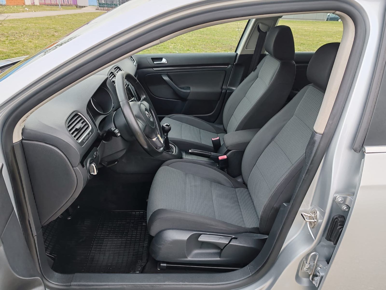 VW Golf 6 Variant 2,0 TDI, 2011g. 217000 km, KARTICE 24/36 RATA, fotografija 11