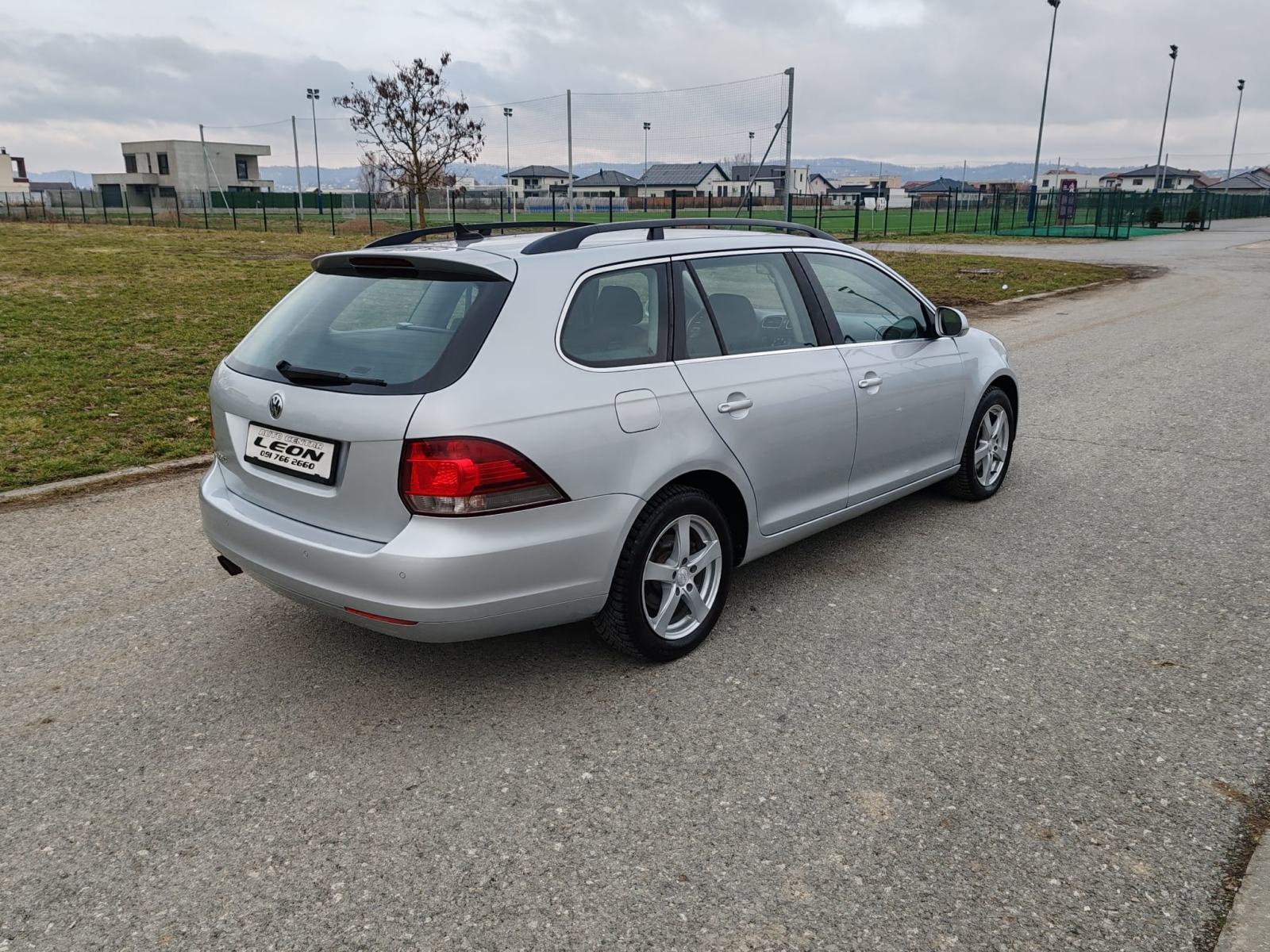 VW Golf 6 Variant 2,0 TDI, 2011g. 217000 km, KARTICE 24/36 RATA, fotografija 4