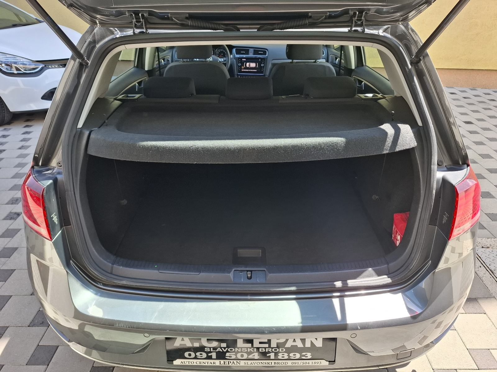 Golf 7 5 1 6 TDI RABBIT KAMERA RADAR JAMSTVO 171tkm 2017 VELIKI SERVI, fotografija 17
