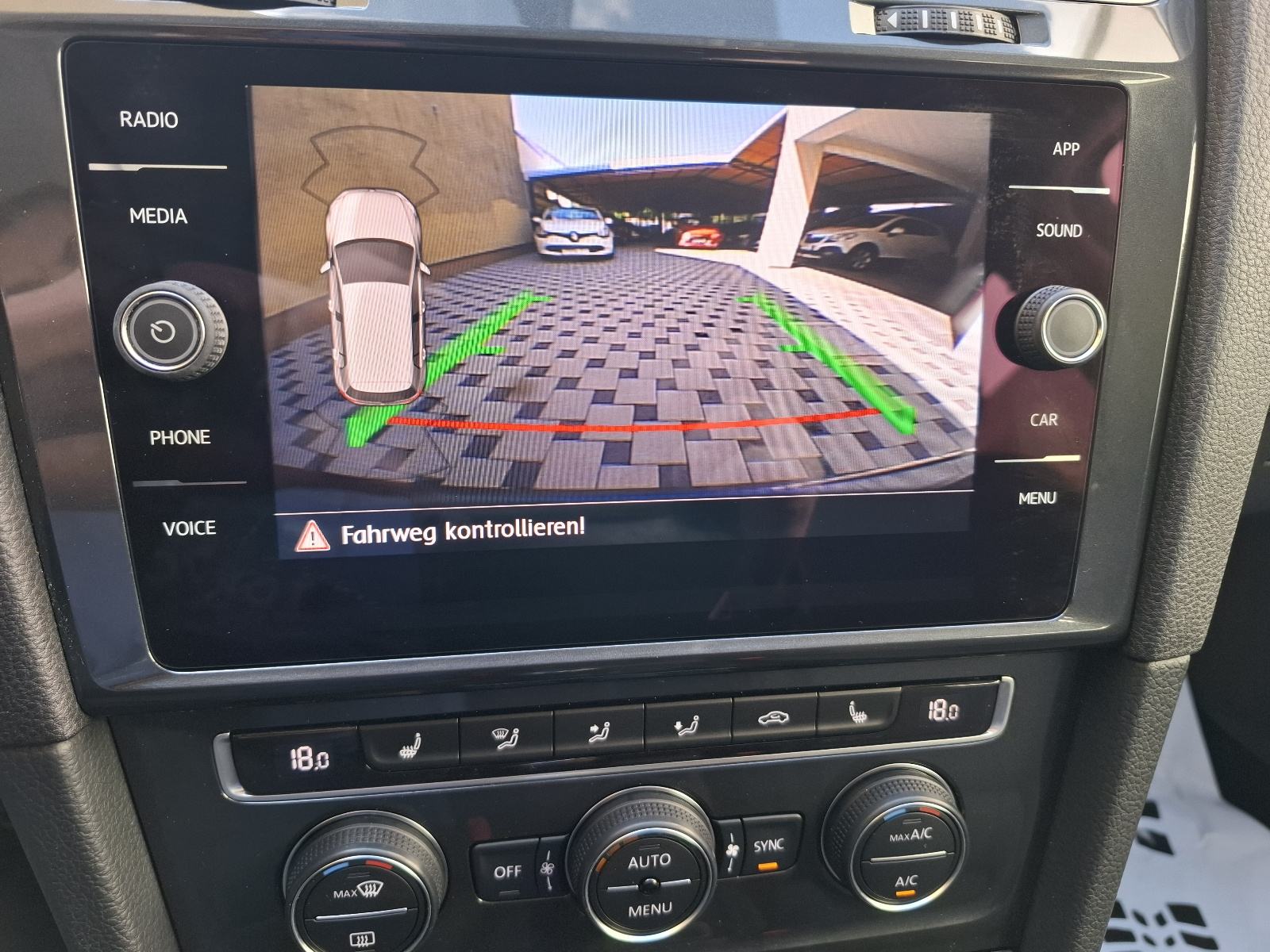 Golf 7 5 1 6 TDI RABBIT KAMERA RADAR JAMSTVO 171tkm 2017 VELIKI SERVI, fotografija 18
