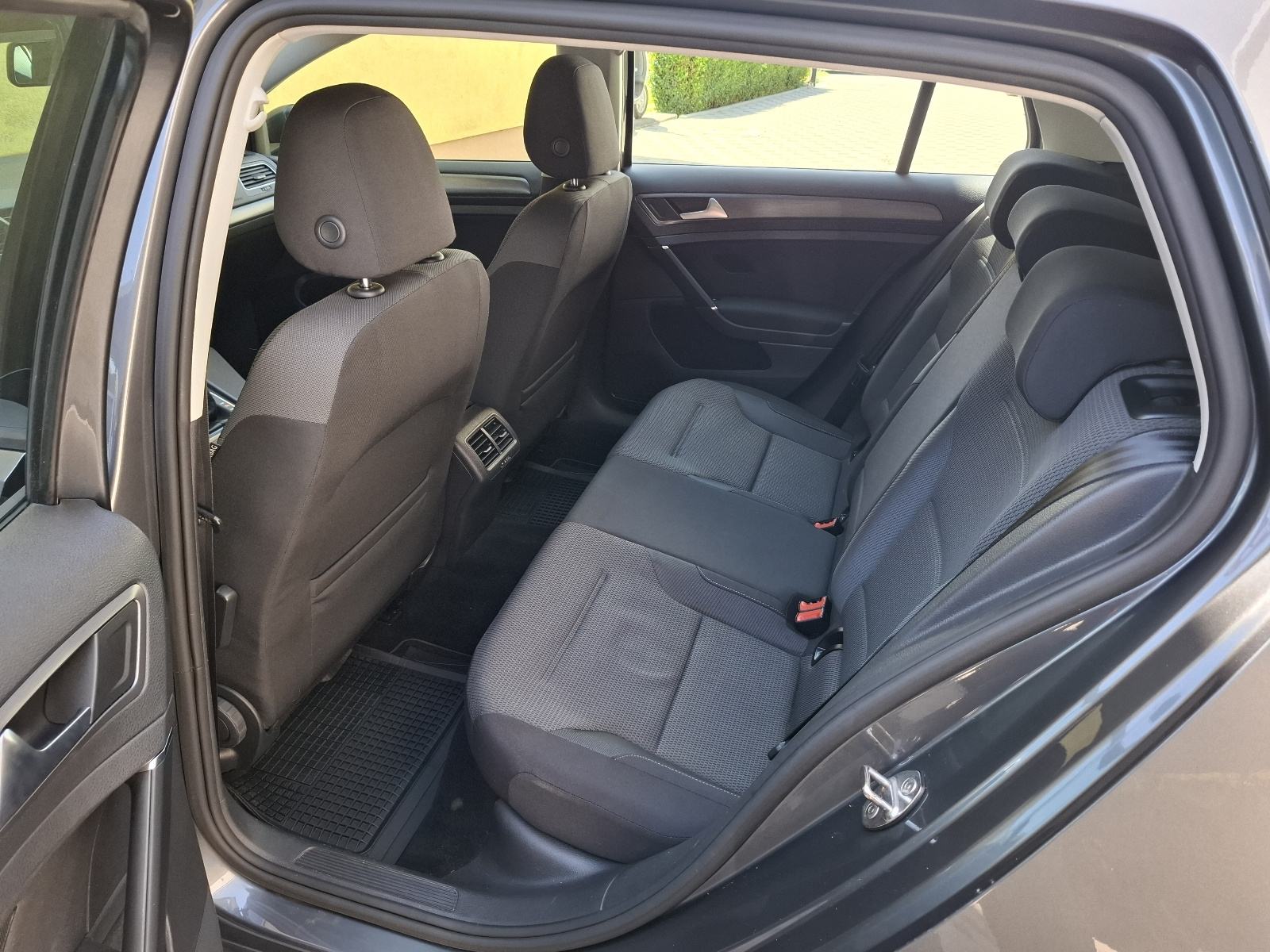 Golf 7 5 1 6 TDI RABBIT KAMERA RADAR JAMSTVO 171tkm 2017 VELIKI SERVI, fotografija 11