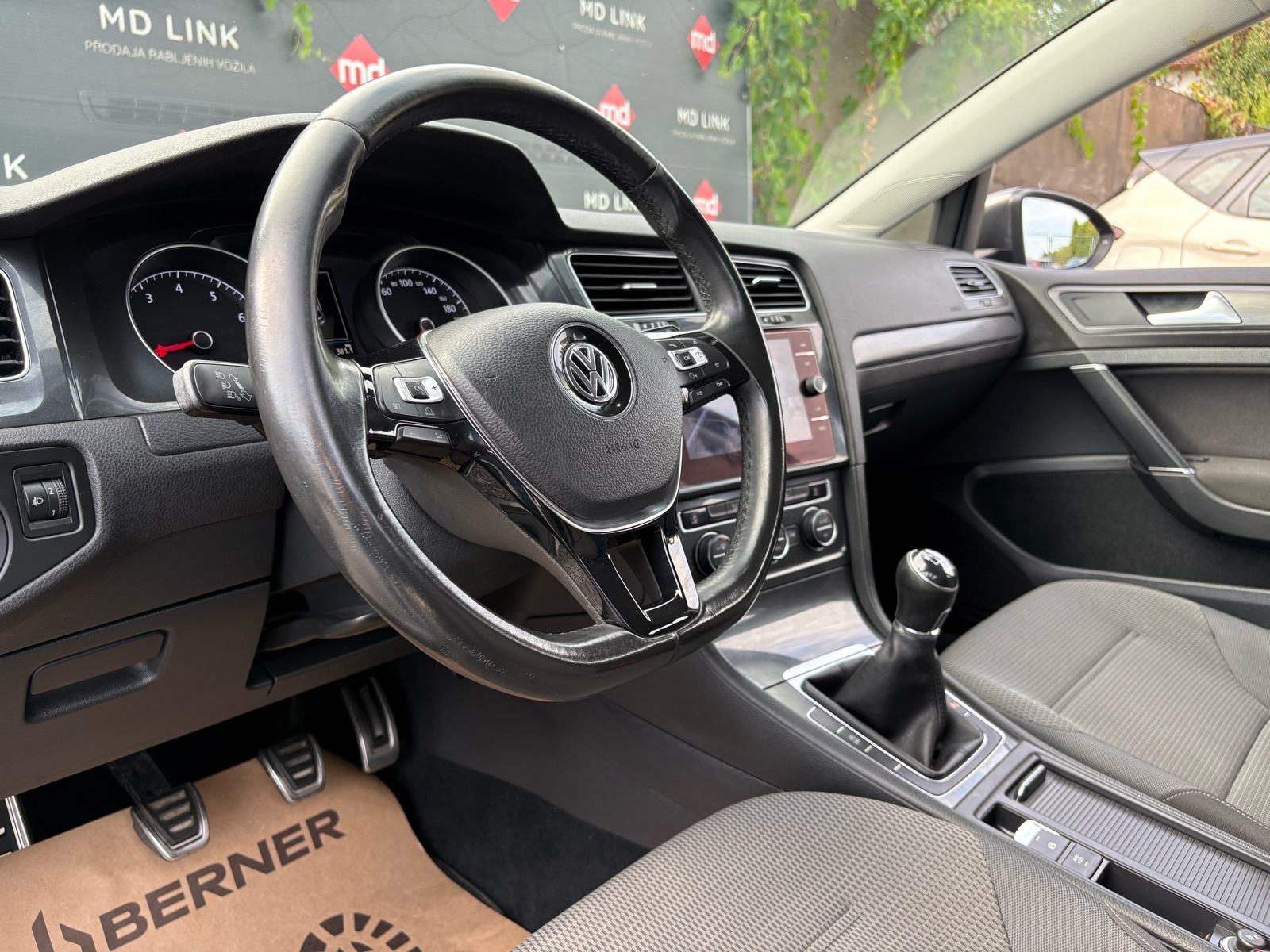 VW Golf 7 1,0 TSI BMT Comfortline, fotografija 9