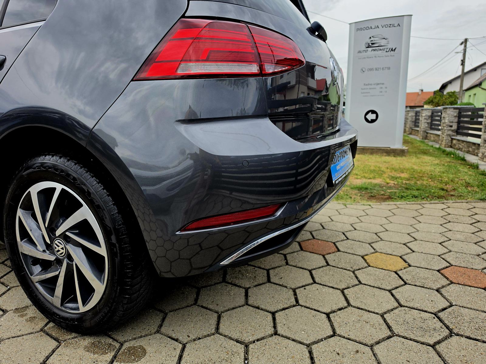 VW Golf 7 1,0 TSI,,SERVISNA,,AUTOMATIC,,77401KM, fotografija 7