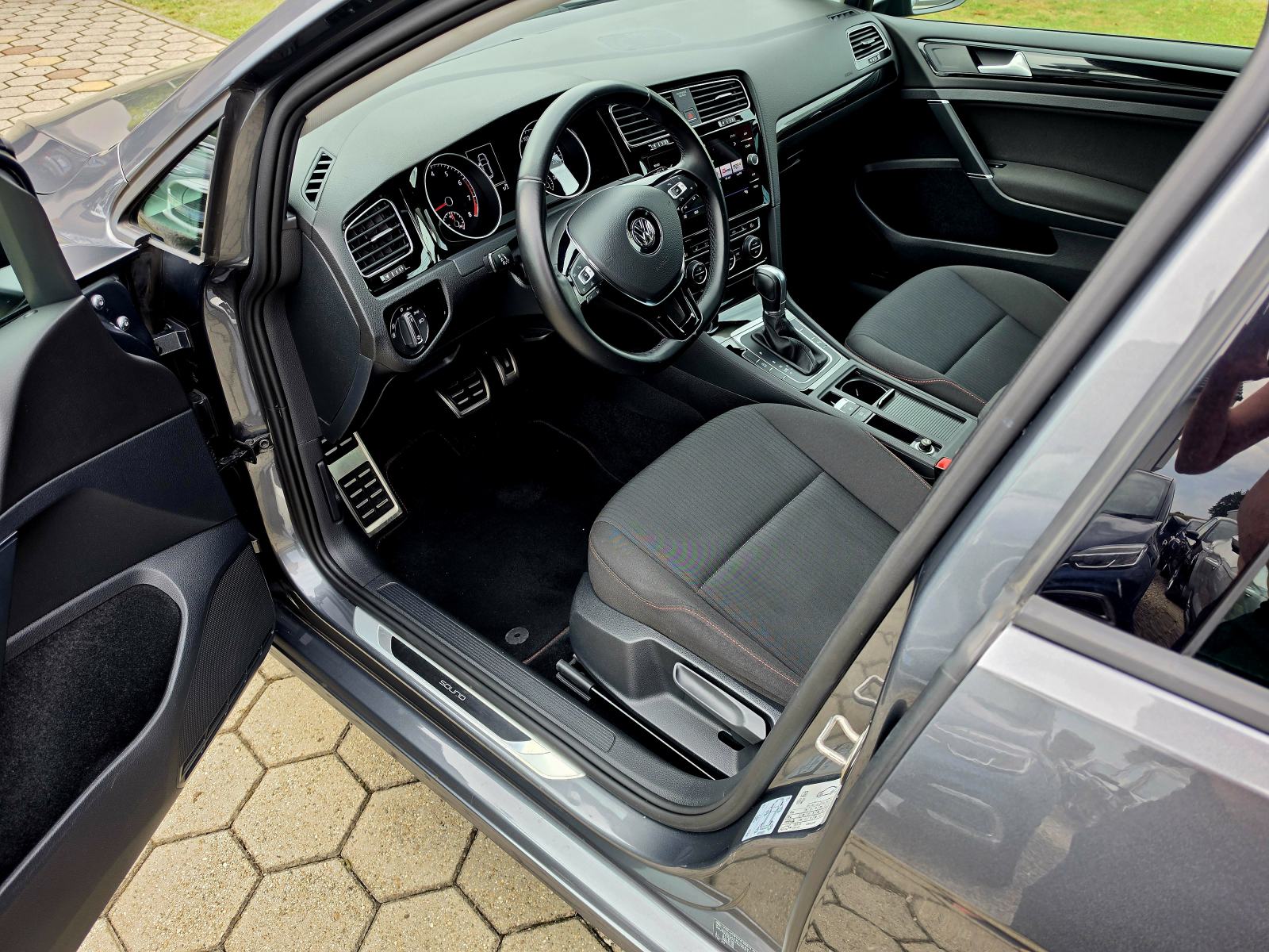 VW Golf 7 1,0 TSI,,SERVISNA,,AUTOMATIC,,77401KM, fotografija 13