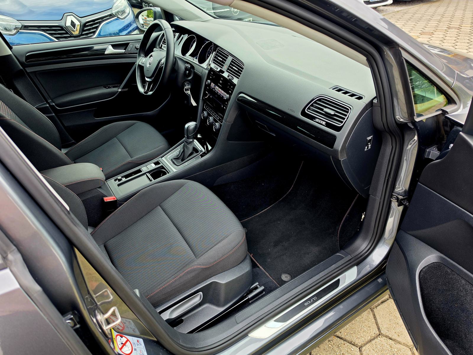 VW Golf 7 1,0 TSI,,SERVISNA,,AUTOMATIC,,77401KM, fotografija 15