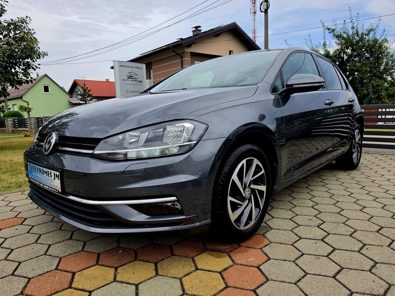 VW Golf 7 1,0 TSI,,SERVISNA,,AUTOMATIC,,77401KM, fotografija 2