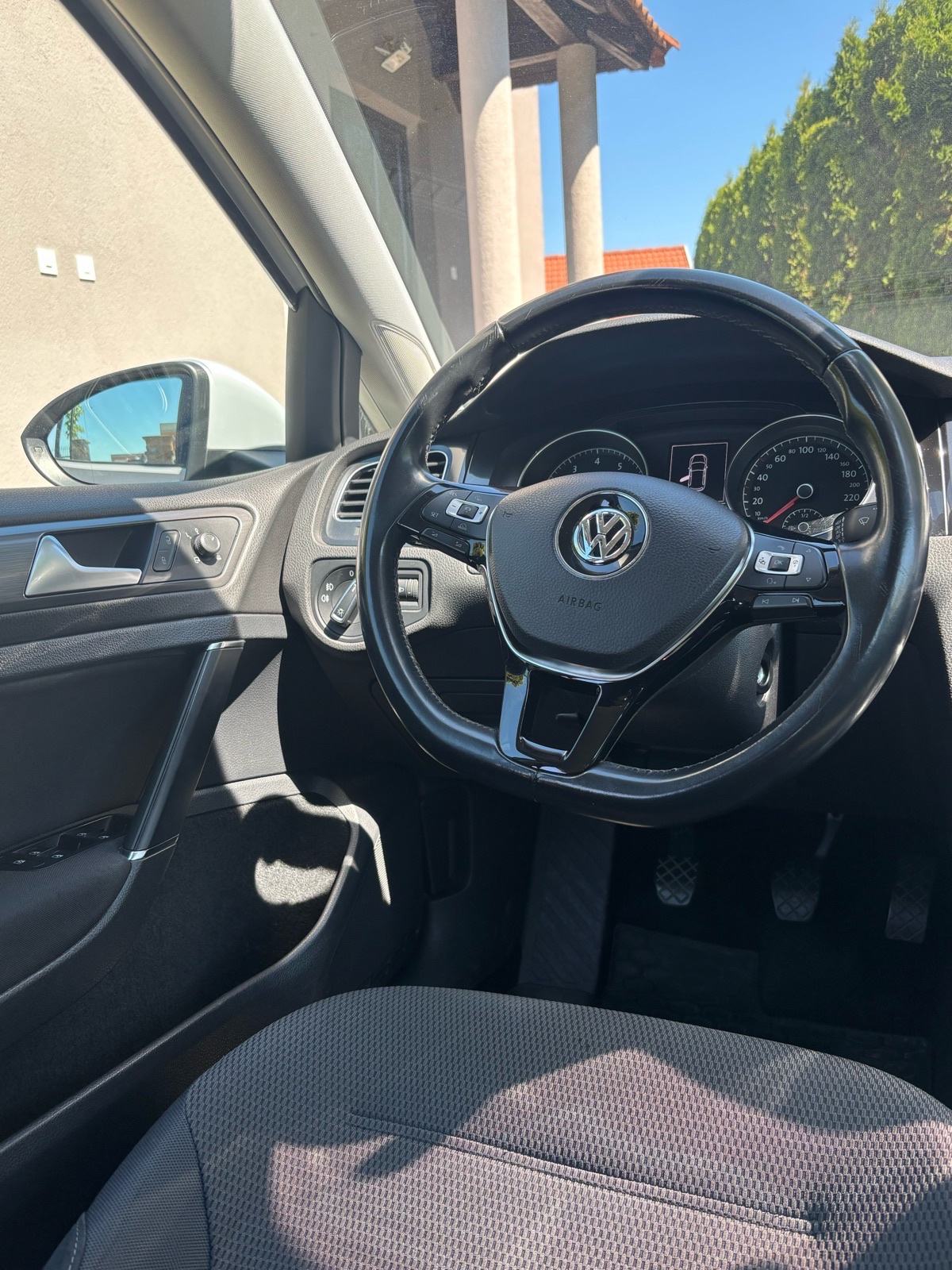 VW Golf 7 1,0 TSI, fotografija 8