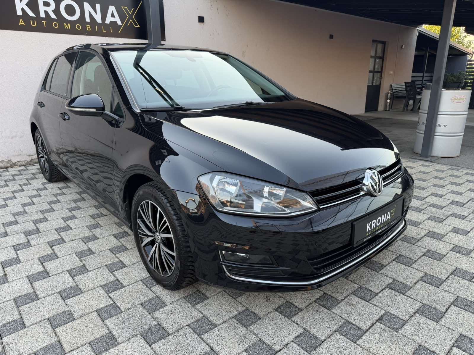VW GOLF 7 1,2 TSI Allstar (AUT.KLIMA,NAVI,TEMPOMAT,SERVISNA…), fotografija 1