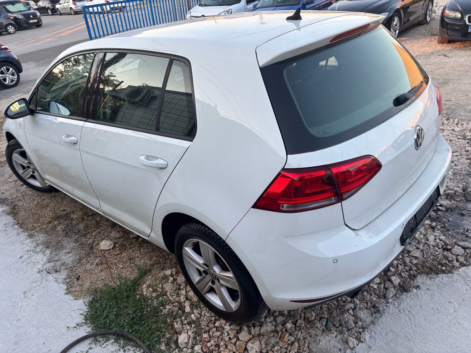VW Golf 7 1,2 TSI BMT Električni kvar {Grom } 5500 Na ime kupca, fotografija 10