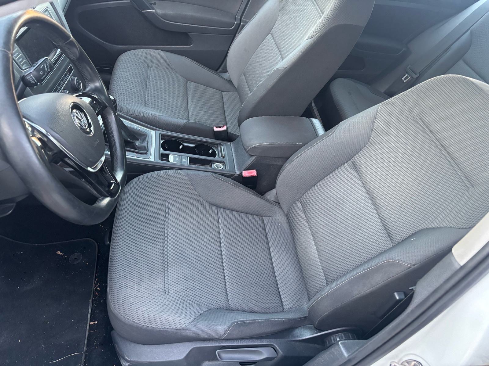 VW Golf 7 1,2 TSI BMT Električni kvar {Grom } 5500 Na ime kupca, fotografija 5