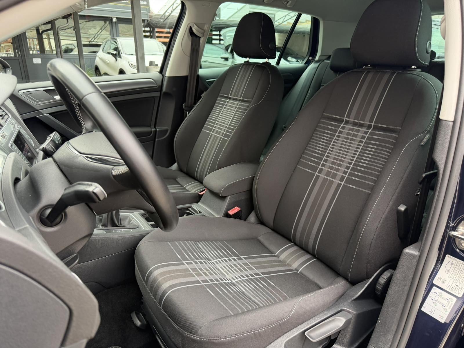 VW GOLF 7 1,2 TSI Lounge (AUT.KLIMA,TEMPOMAT,SERVISNA…), fotografija 13
