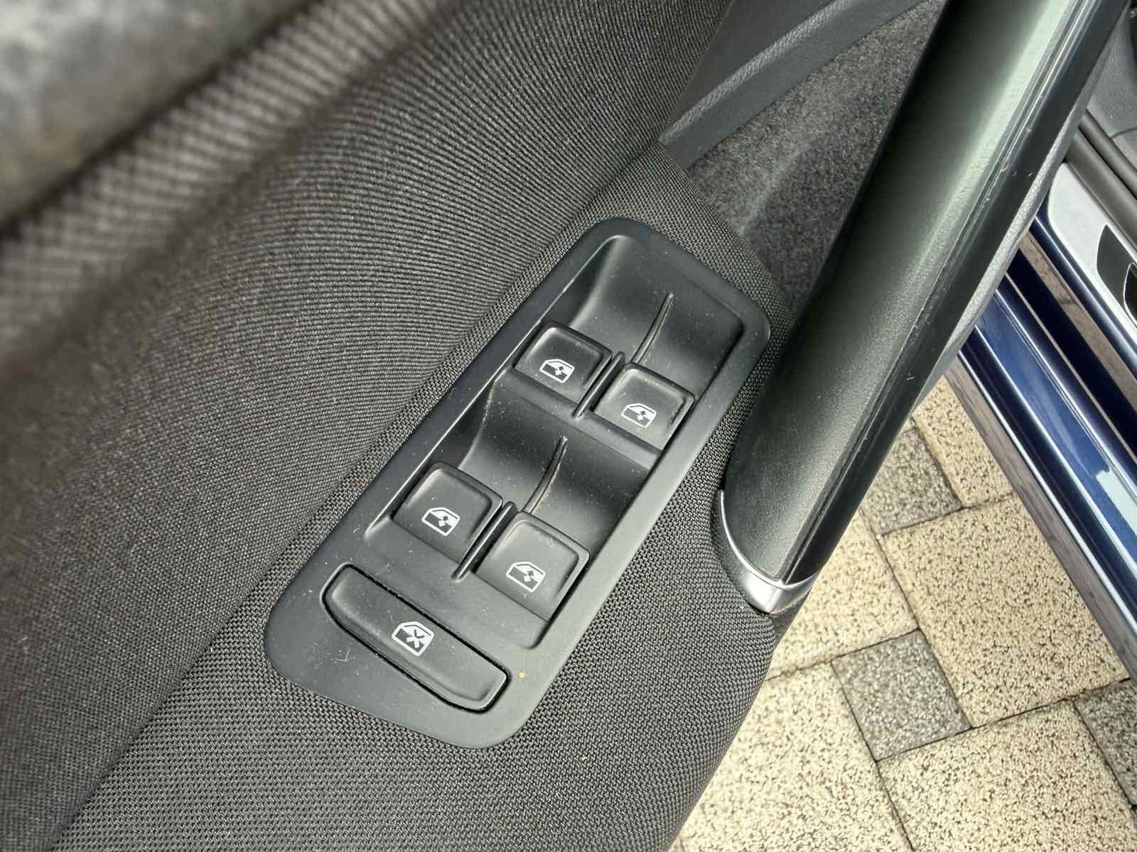 VW GOLF 7 1,2 TSI Lounge (AUT.KLIMA,TEMPOMAT,SERVISNA…), fotografija 14