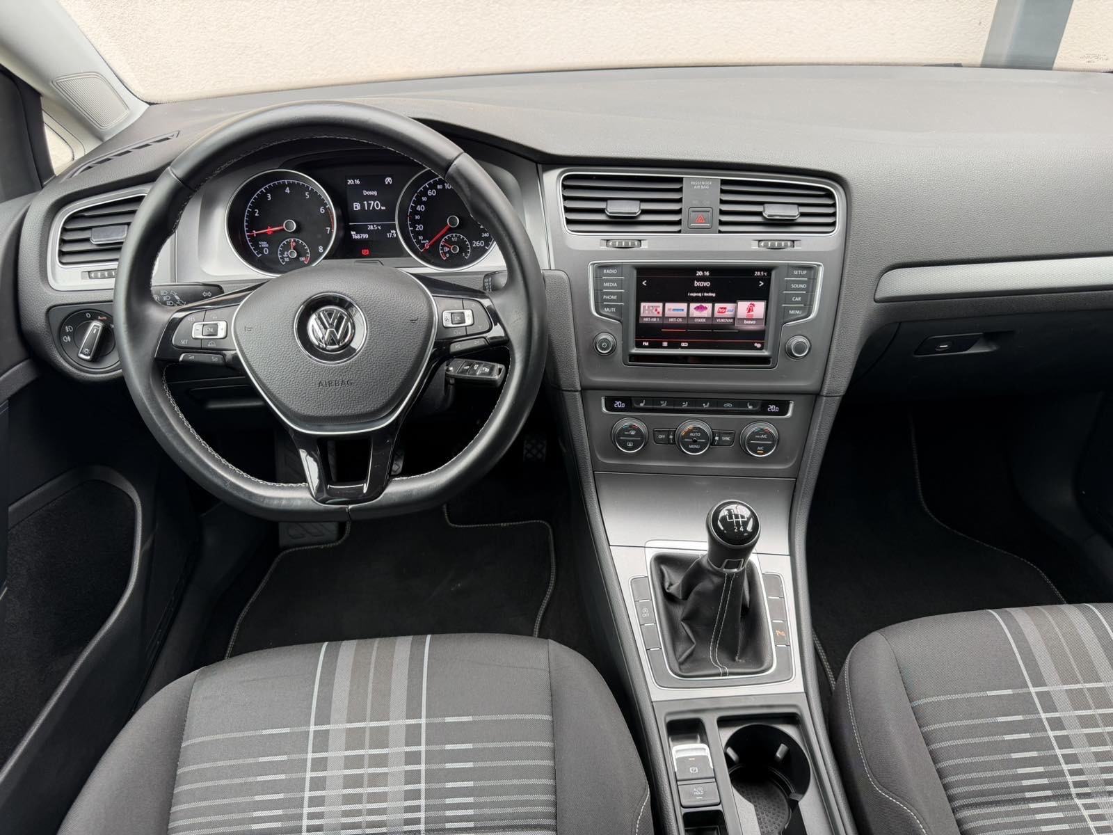 VW GOLF 7 1,2 TSI Lounge (AUT.KLIMA,TEMPOMAT,SERVISNA…), fotografija 17