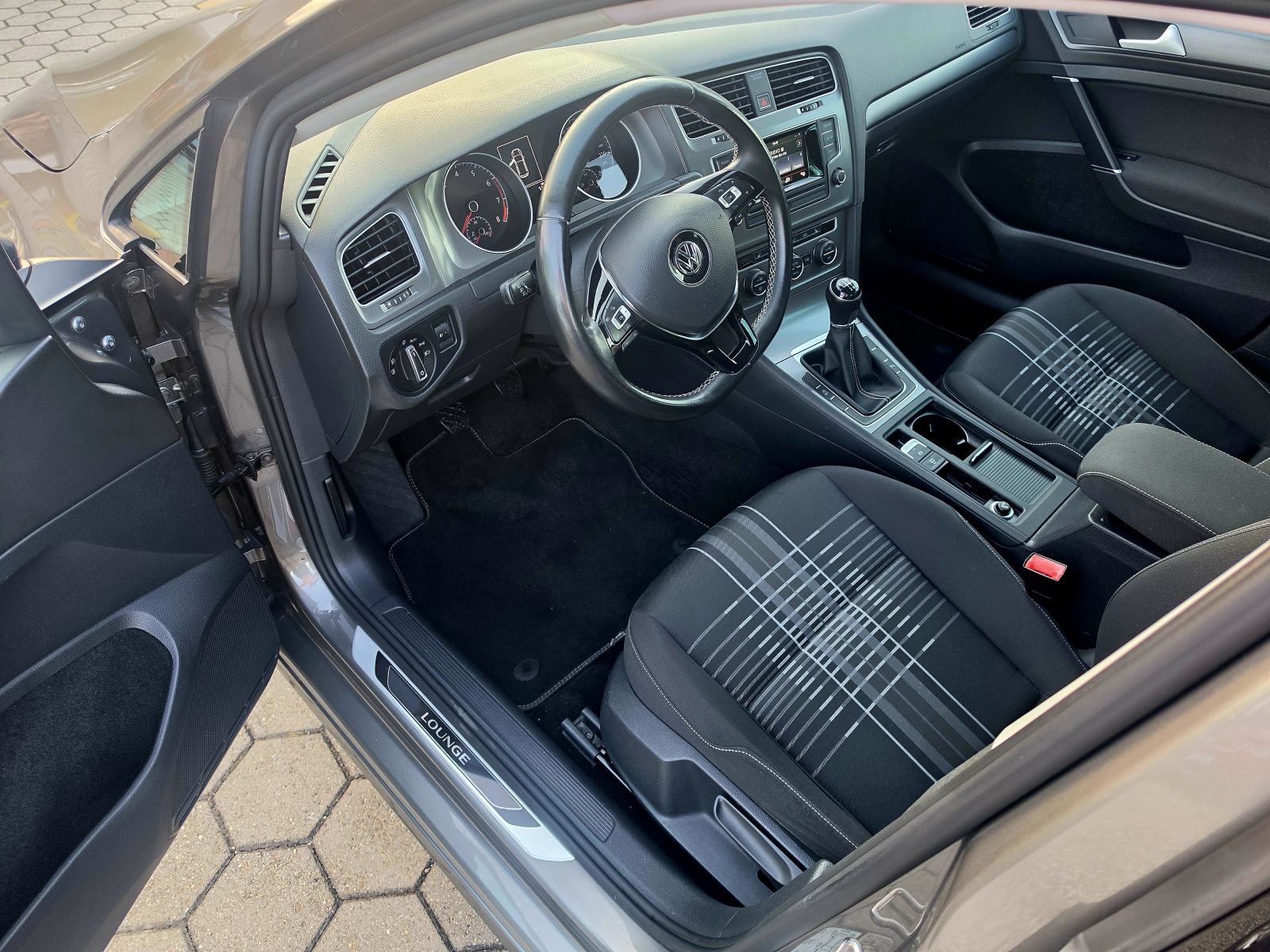 VW Golf 7 1,2 TSI,,ODLIČAN,,SERVISNA,,149101KM, fotografija 13