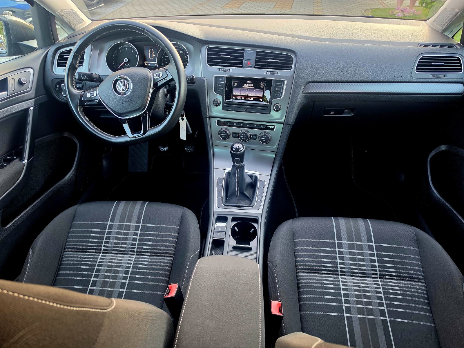 VW Golf 7 1,2 TSI,,ODLIČAN,,SERVISNA,,149101KM, fotografija 11