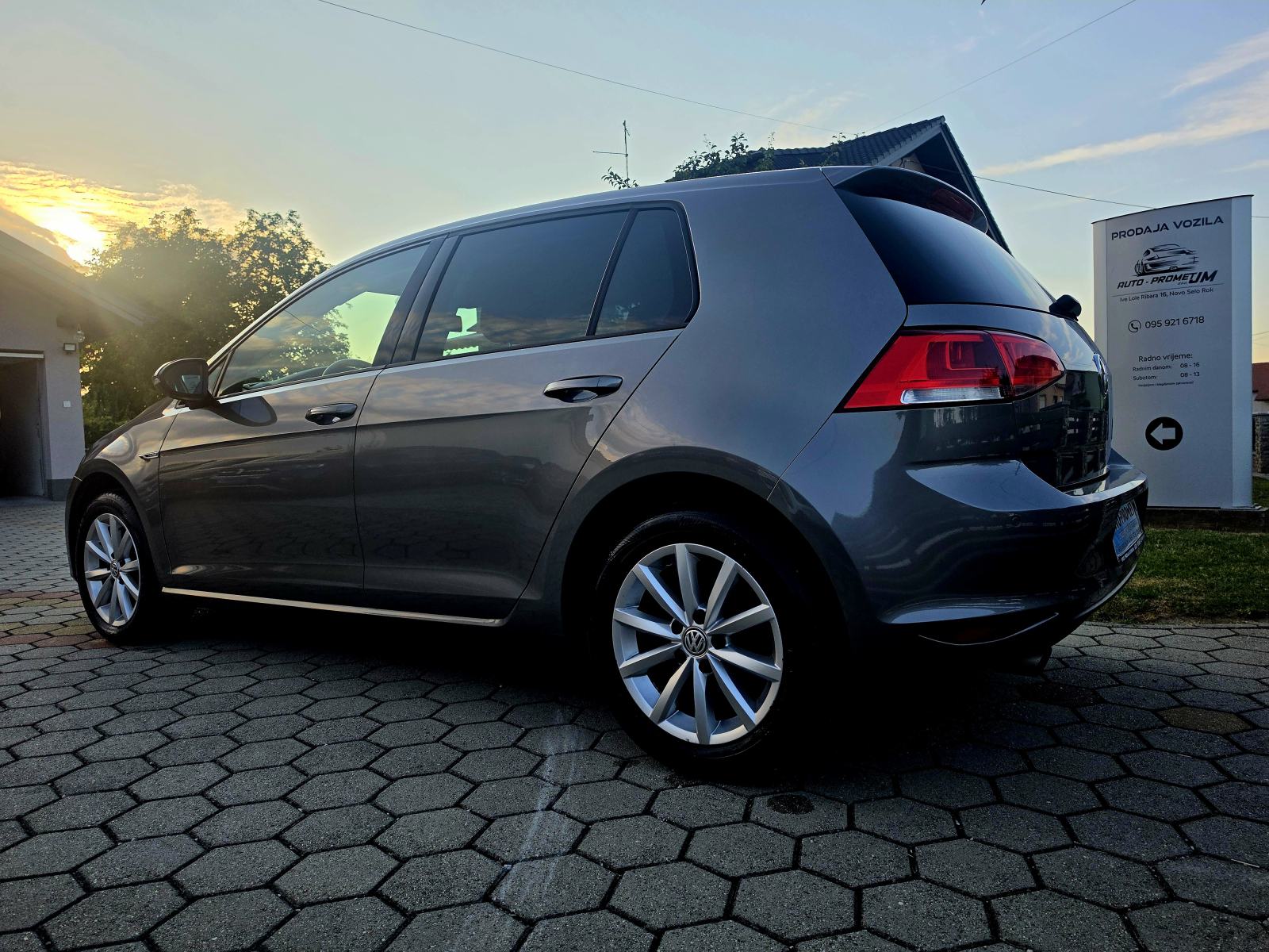 VW Golf 7 1,2 TSI,,ODLIČAN,,SERVISNA,,149101KM, fotografija 5