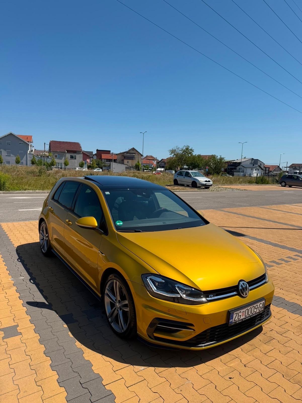 VW Golf 7 TSI automatik DSG 150 konja 3X R-Line, panorama FULL OPREMA, fotografija 2