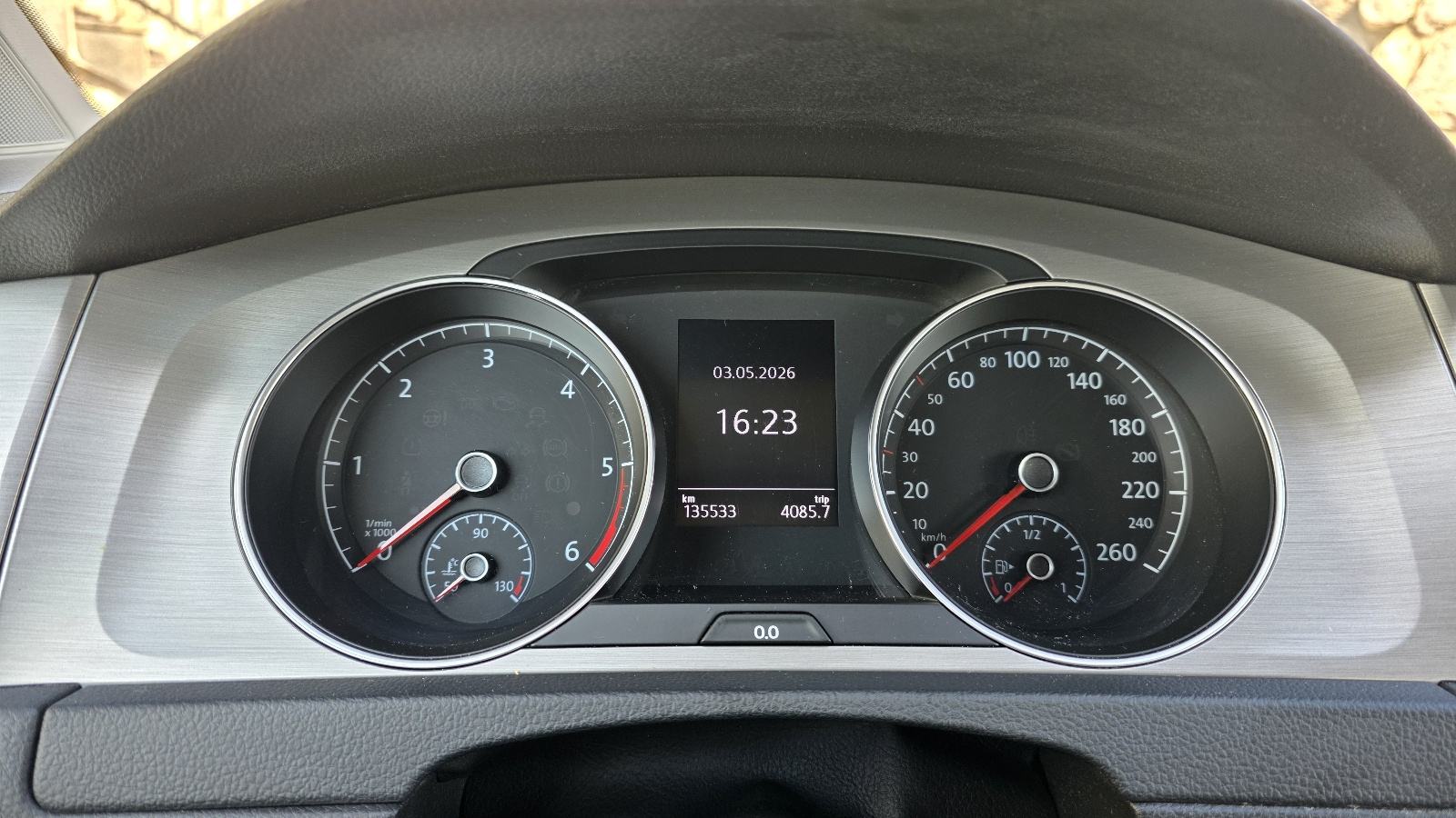 VW Golf 7 TDI -1 VLASNIK - R LINE, fotografija 10