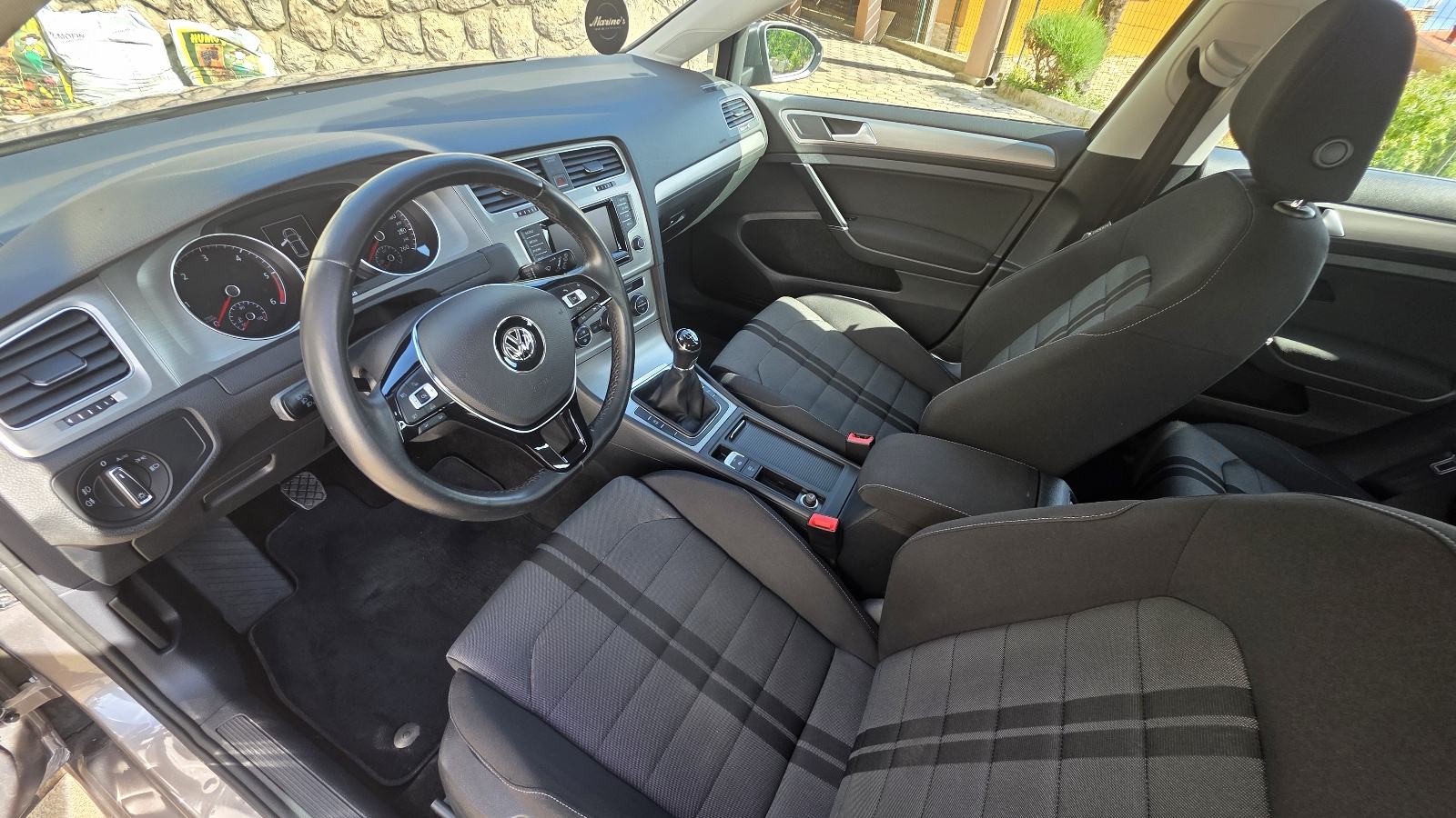 VW Golf 7 TDI -1 VLASNIK - R LINE, fotografija 6