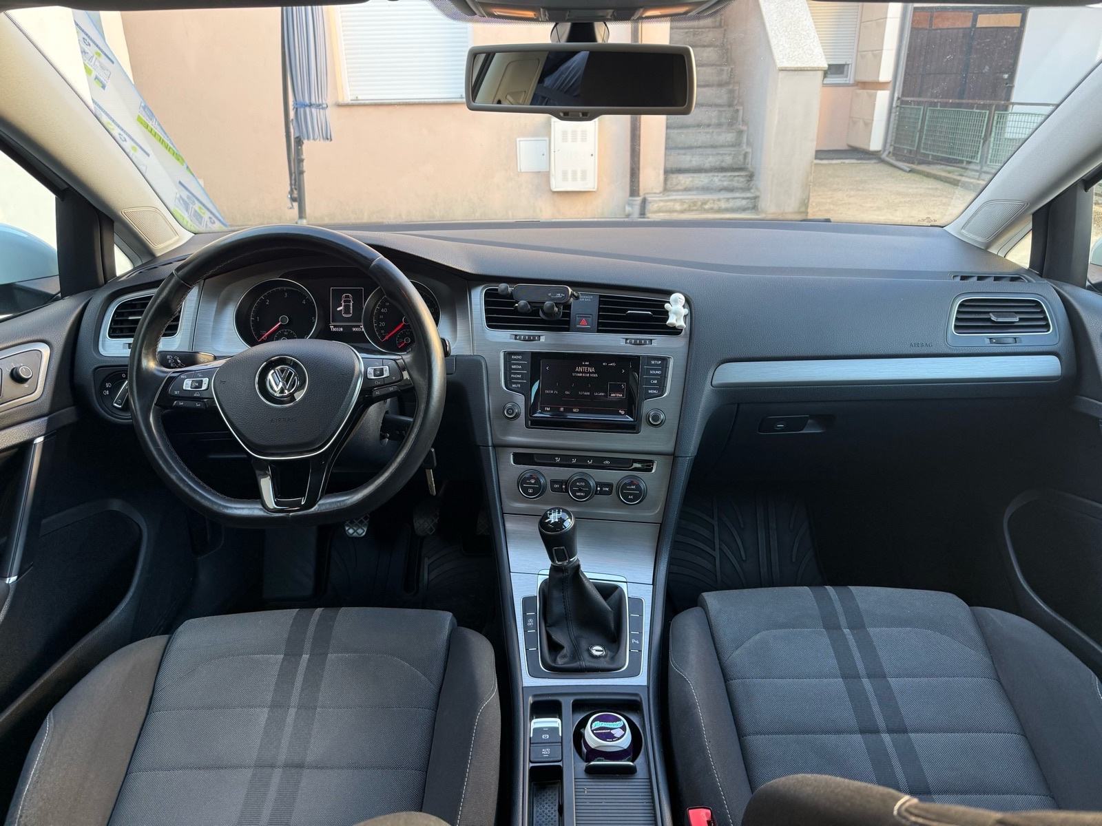 VW Golf 7 1,6 TDI,130 000 tkm, Zagreb, fotografija 3