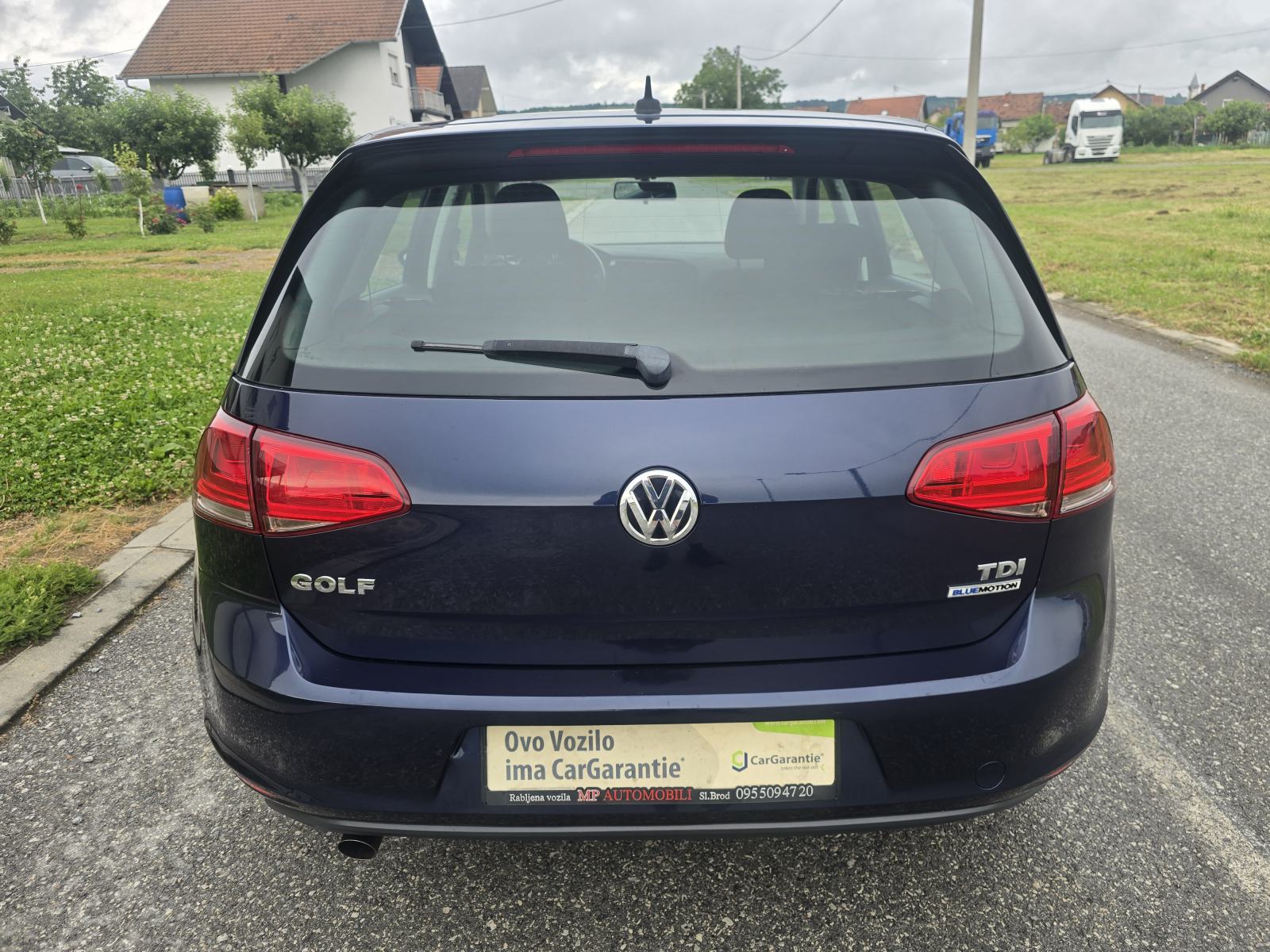 VW Golf 7 1,6 TDI-2015gd.md-NAVIGACIJA-110ks-6brzina,klima,KARTICE, fotografija 7