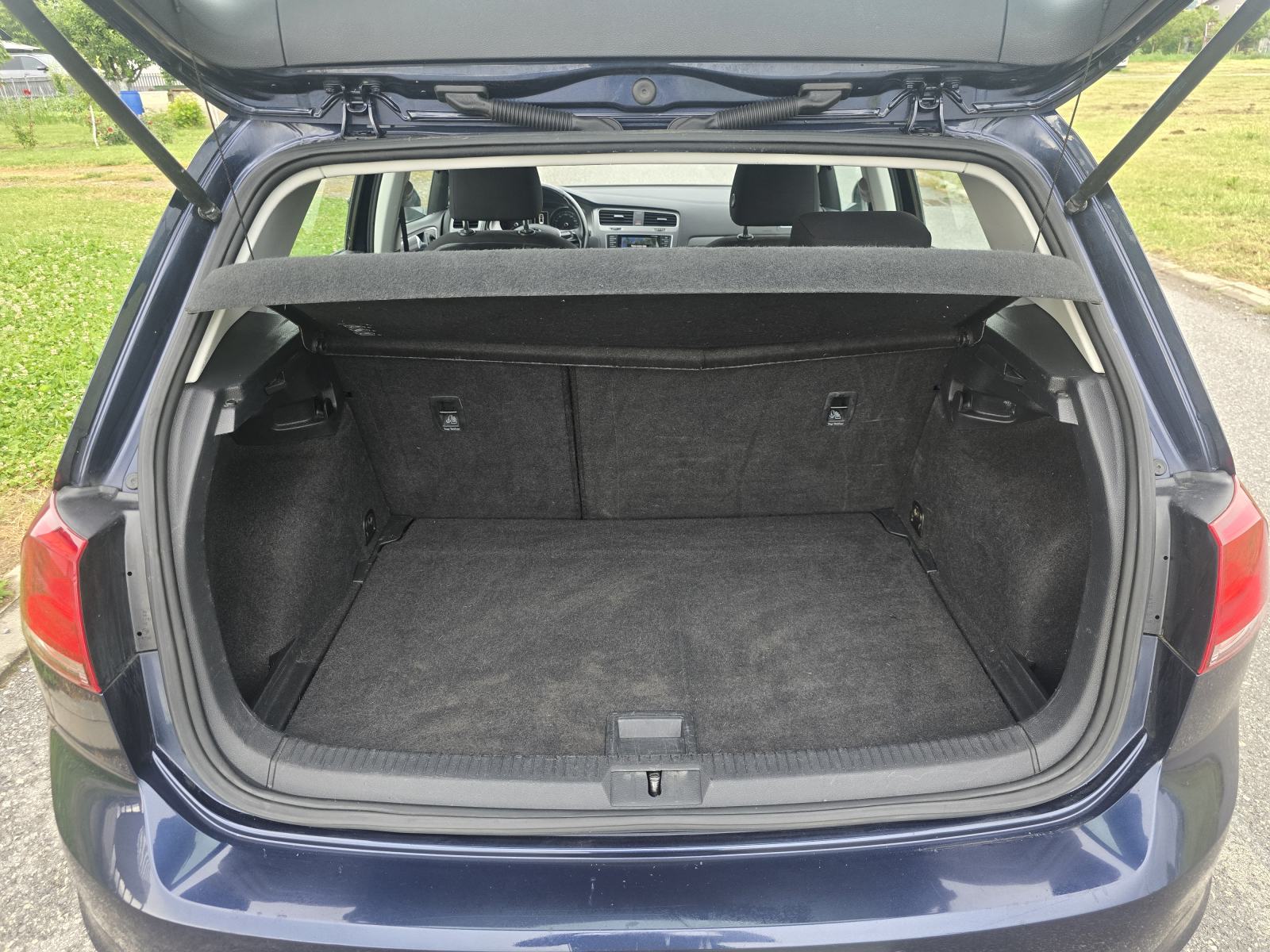 VW Golf 7 1,6 TDI-2015gd.md-NAVIGACIJA-110ks-6brzina,klima,KARTICE, fotografija 8