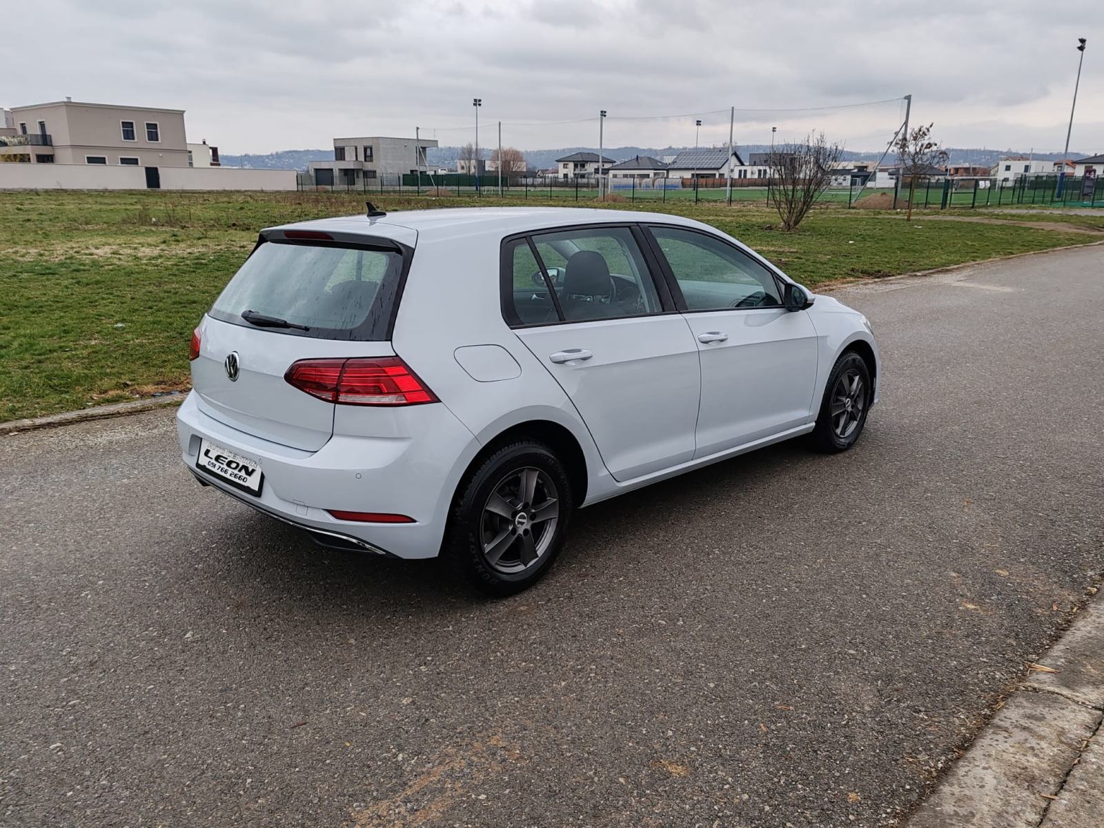 VW Golf 7 1,6 TDI , 2017 GODINA, 212000KM, KARTICE DO 36 RATA, fotografija 6
