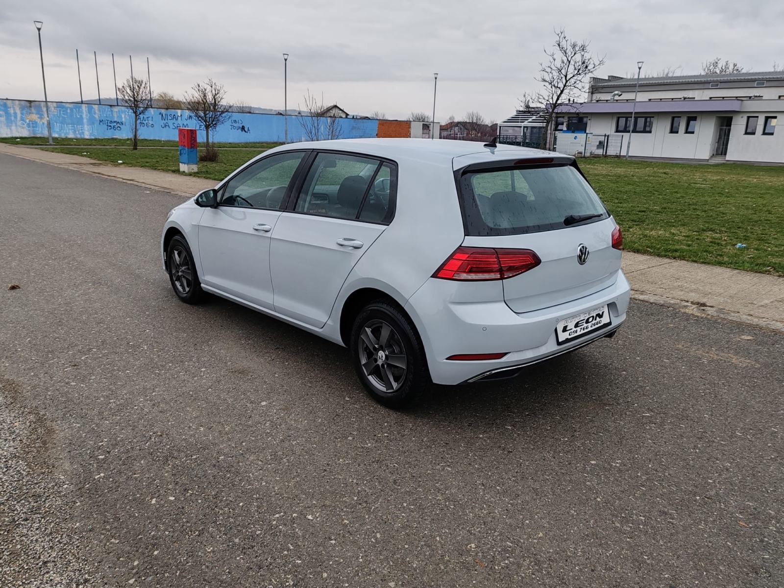 VW Golf 7 1,6 TDI , 2017 GODINA, 212000KM, KARTICE DO 36 RATA, fotografija 4