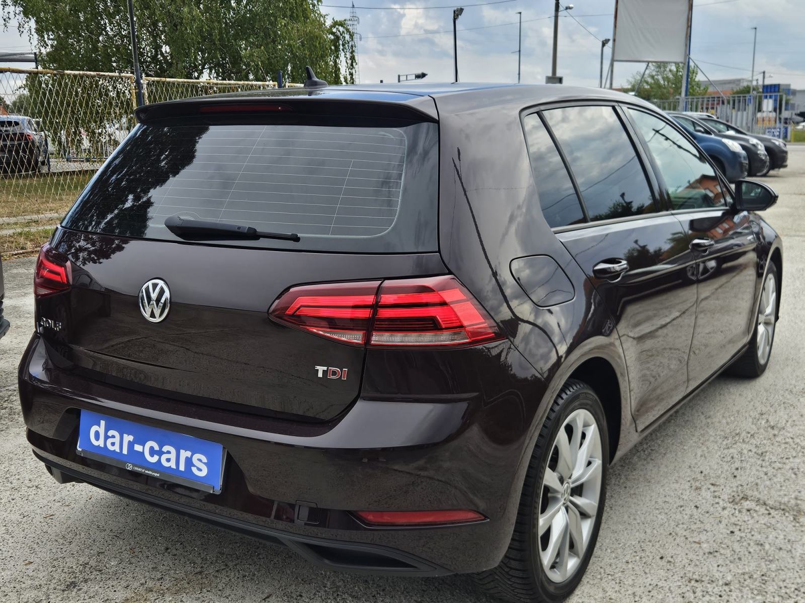 VW Golf 7 1,6 TDI 2017g."LIFT"-V.SERVIS-SERVISNA-GARANCIJA, fotografija 12