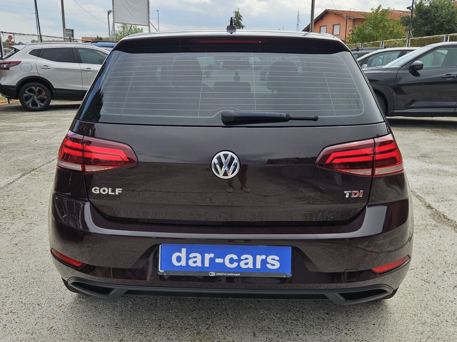 VW Golf 7 1,6 TDI 2017g."LIFT"-V.SERVIS-SERVISNA-GARANCIJA, fotografija 3