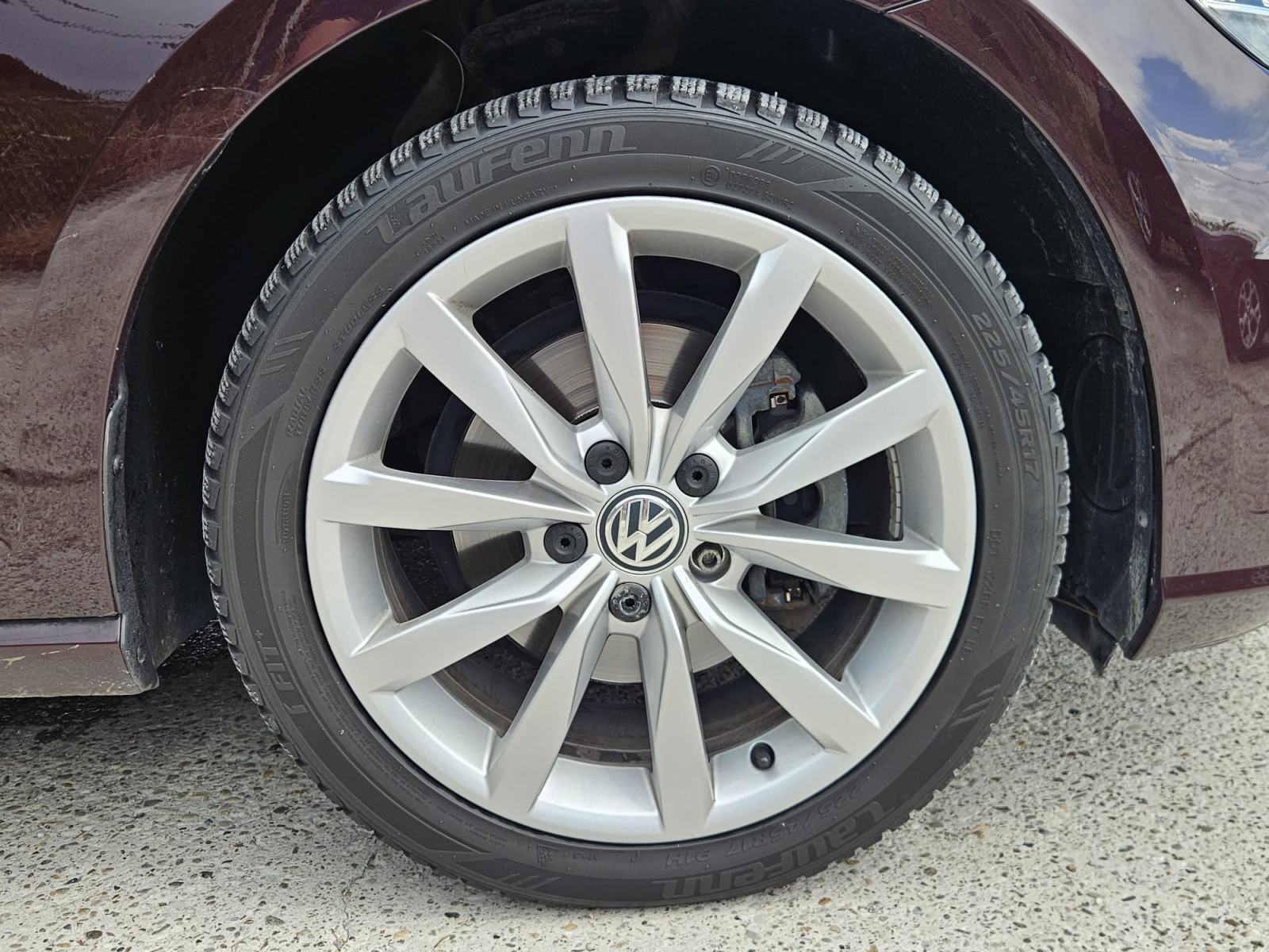 VW Golf 7 1,6 TDI 2017g."LIFT"-V.SERVIS-SERVISNA-GARANCIJA, fotografija 19