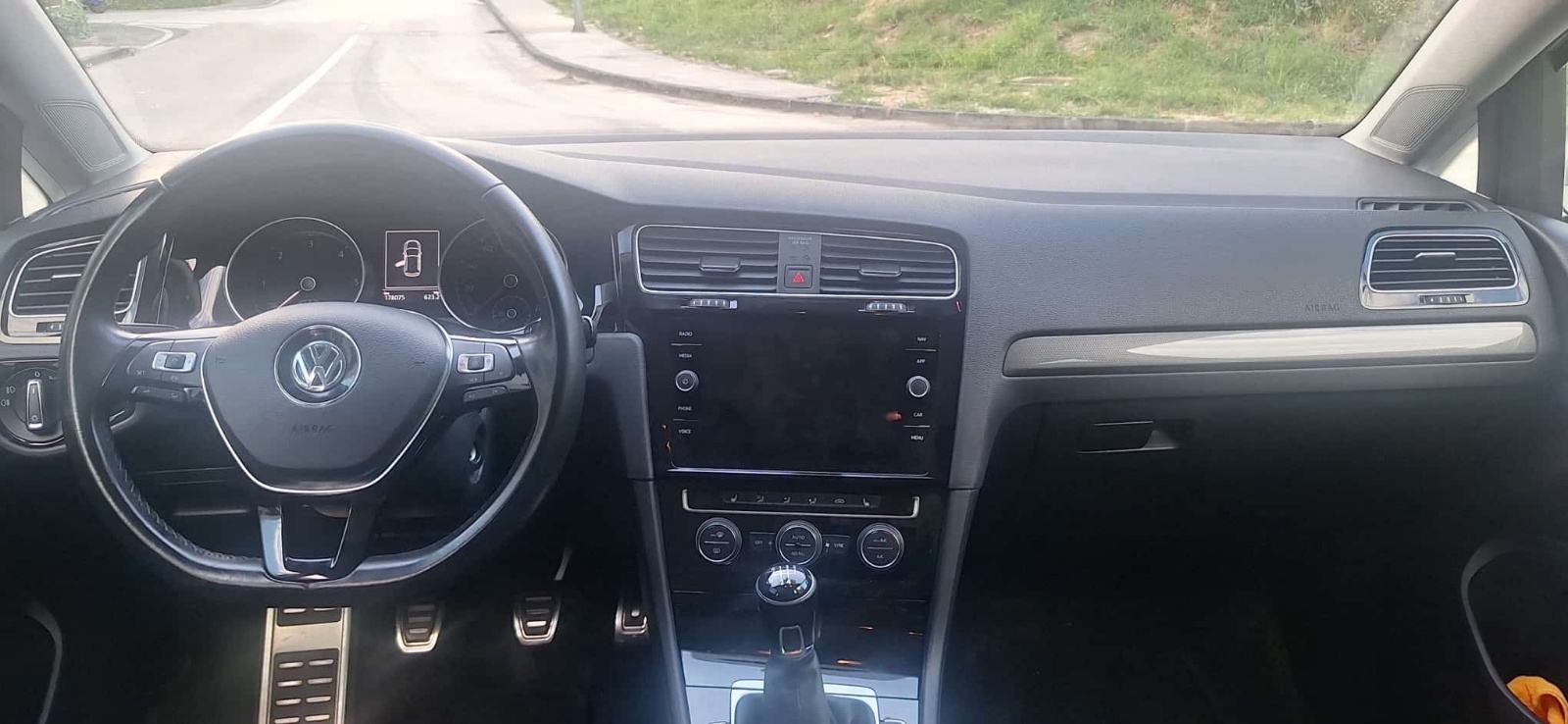 VW Golf 7 1,6 TDI 2019 god sa 178000 km, fotografija 8