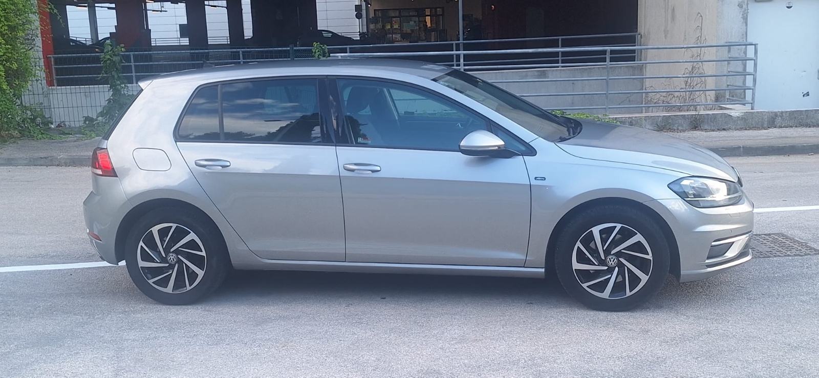 VW Golf 7 1,6 TDI 2019 god sa 178000 km, fotografija 19