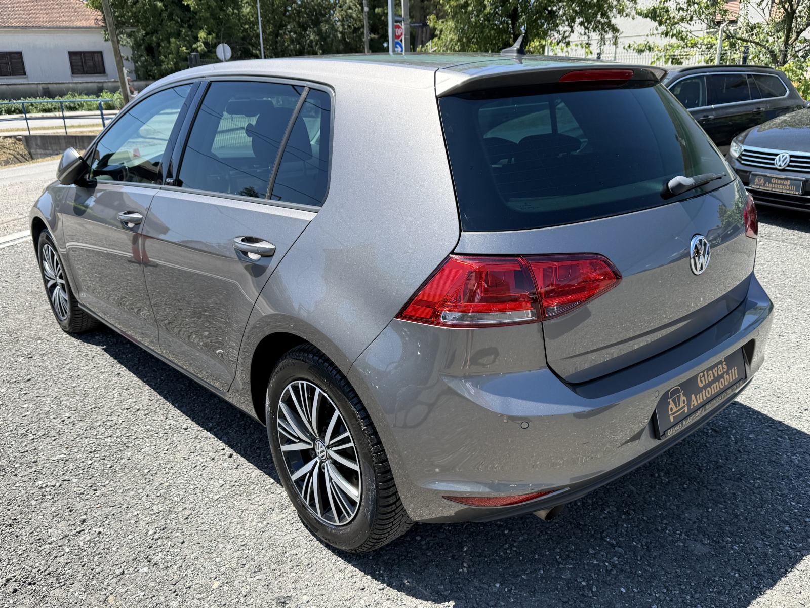 VW Golf 7 1,6 TDI ALLSTAR,NAVI,PDC,ACC,JAMSTVO,TOP STANJE!, fotografija 6