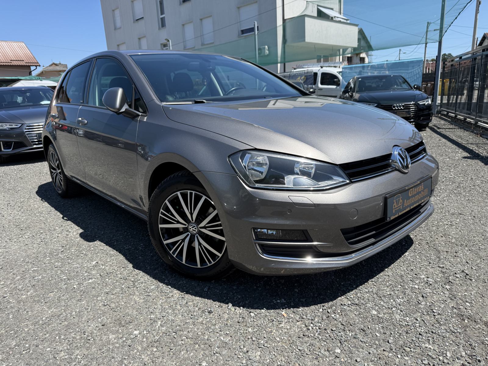 VW Golf 7 1,6 TDI ALLSTAR,NAVI,PDC,ACC,JAMSTVO,TOP STANJE!, fotografija 2