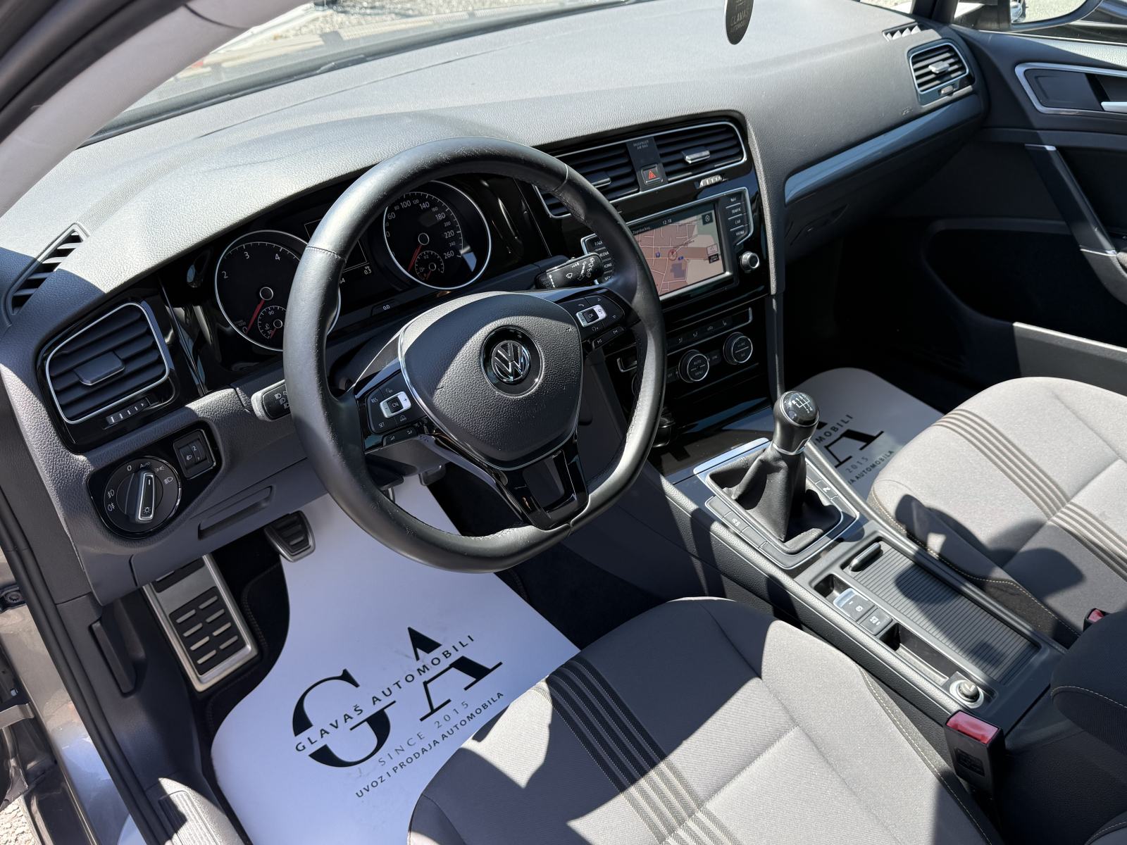 VW Golf 7 1,6 TDI ALLSTAR,NAVI,PDC,ACC,JAMSTVO,TOP STANJE!, fotografija 12