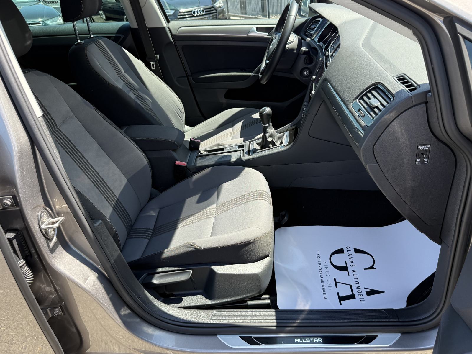VW Golf 7 1,6 TDI ALLSTAR,NAVI,PDC,ACC,JAMSTVO,TOP STANJE!, fotografija 18